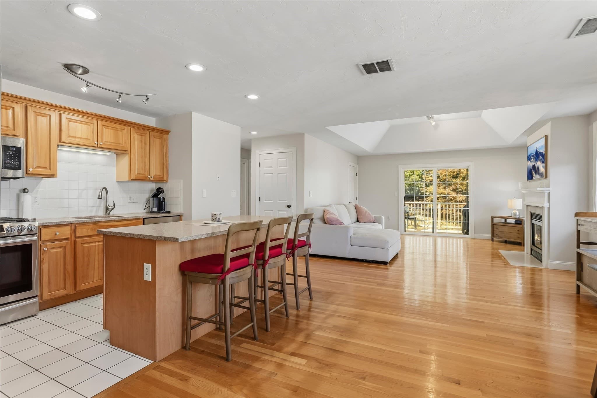 Condominium at 45 Short St. # 45, Norwood MA 02062, Norwood, photo 5 of 39