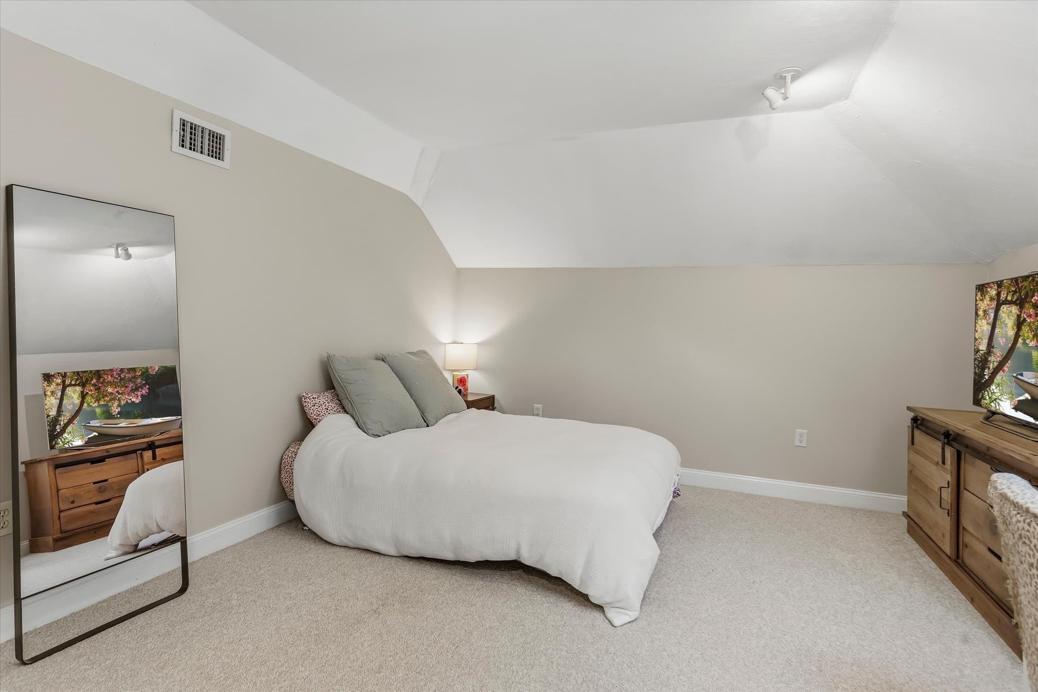 Condominium at 45 Short St. # 45, Norwood MA 02062, Norwood, photo 20 of 39