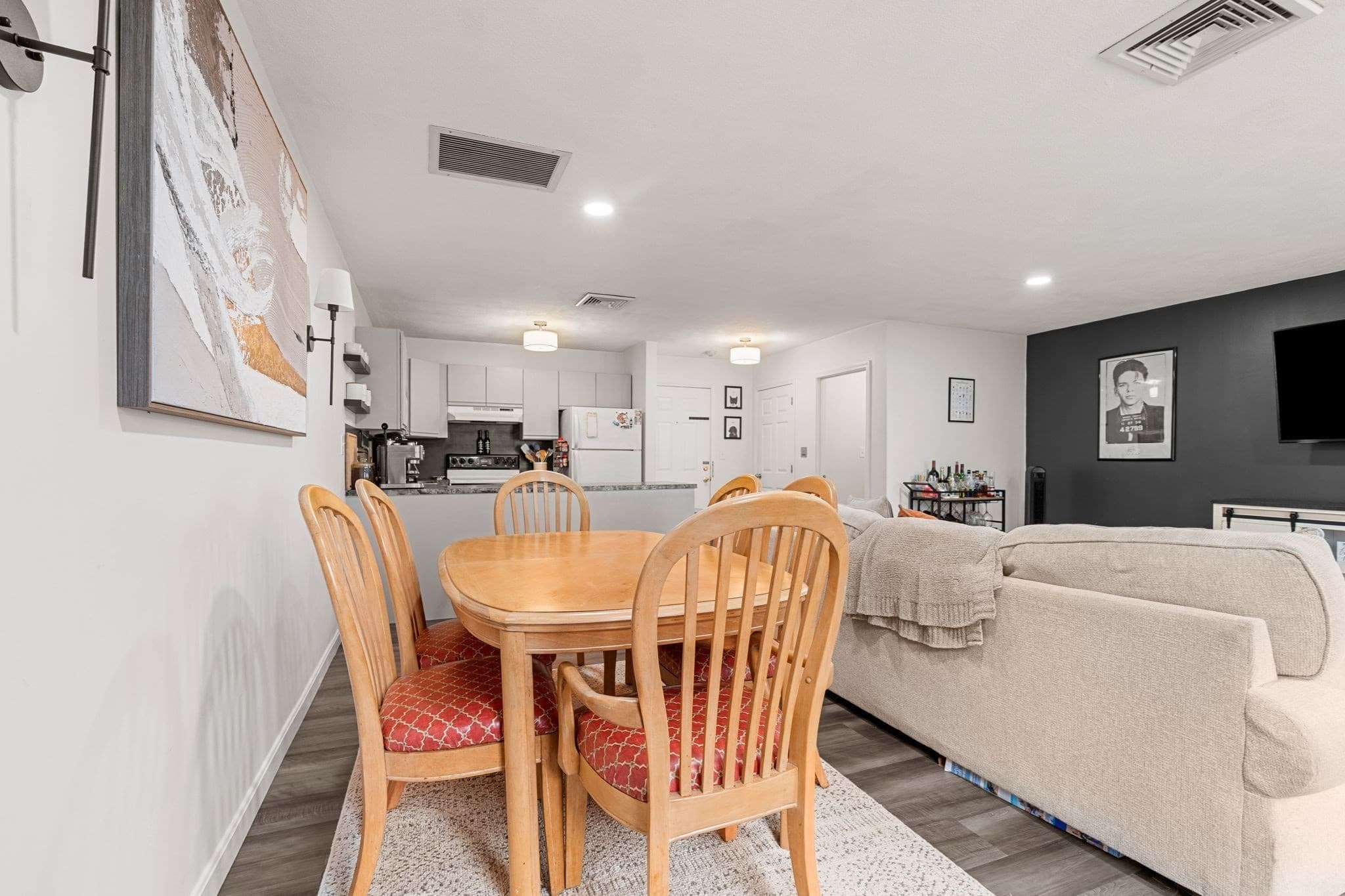 Condominium at 210 Washington St # 11, Peabody MA 01960, Peabody, photo 6 of 19