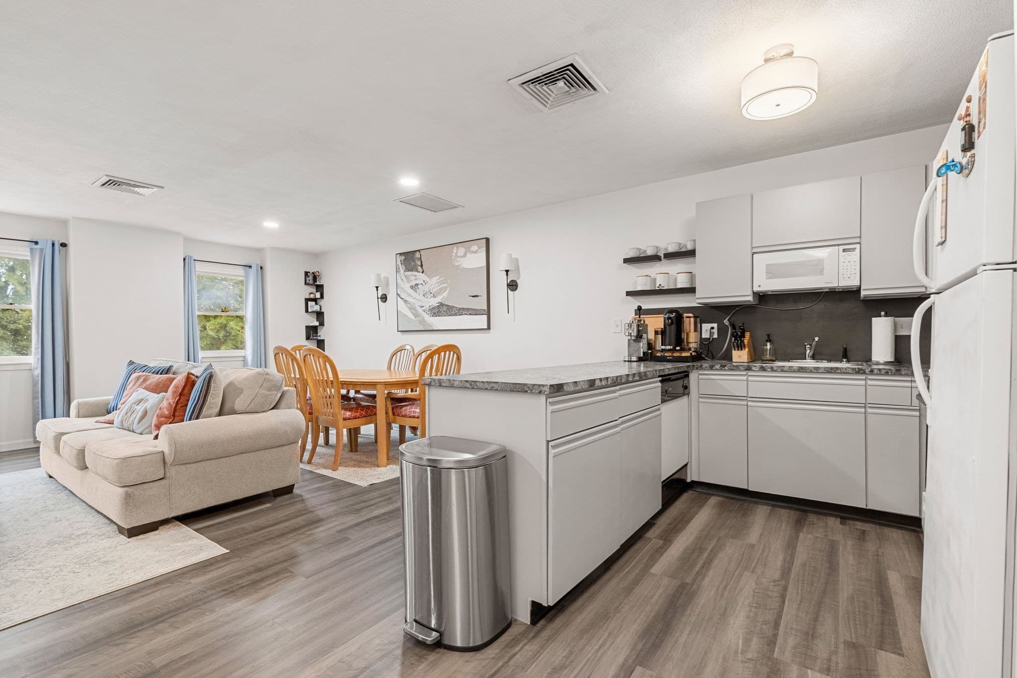 Condominium at 210 Washington St # 11, Peabody MA 01960, Peabody, photo 10 of 19