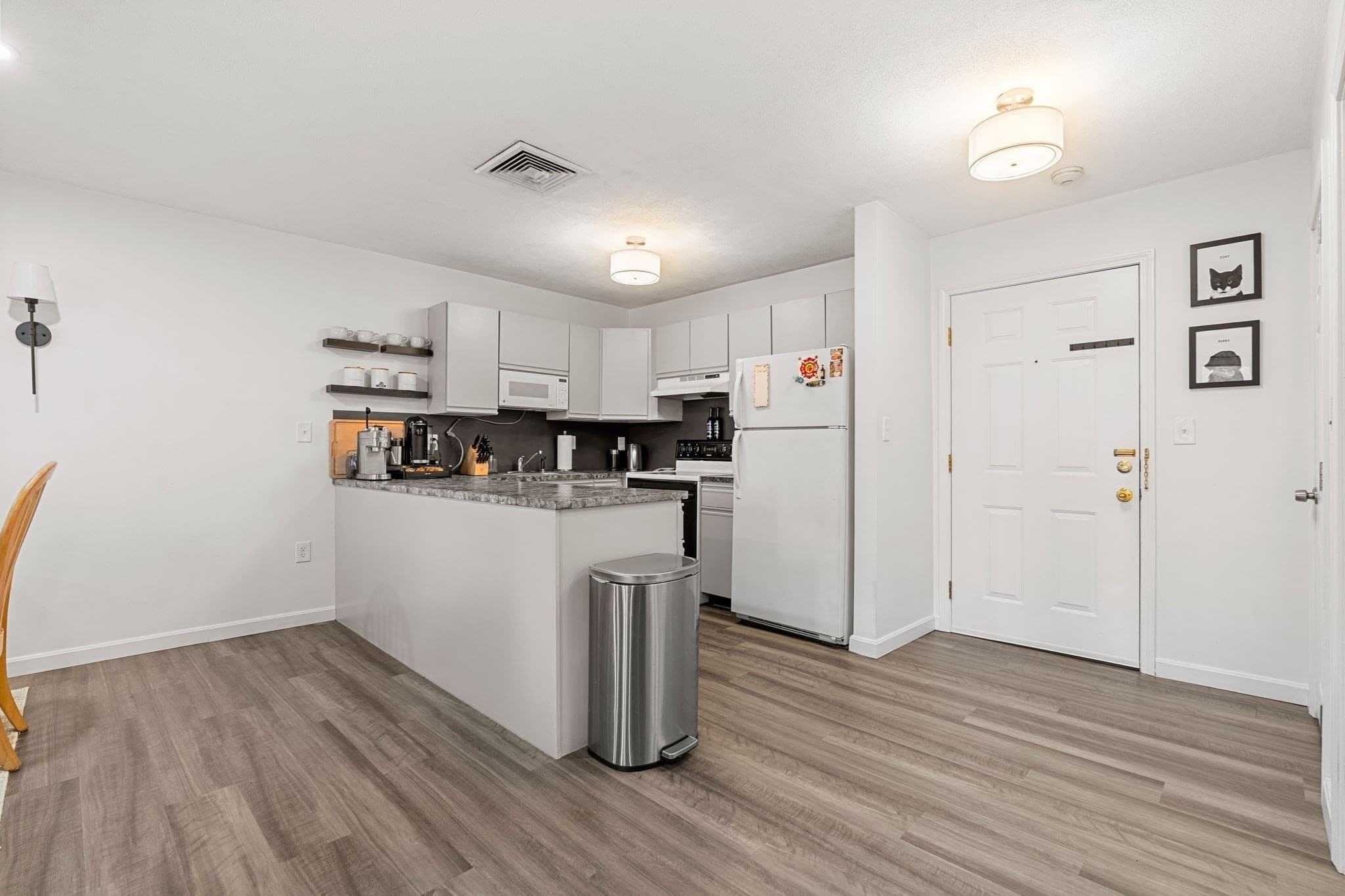 Condominium at 210 Washington St # 11, Peabody MA 01960, Peabody, photo 8 of 19