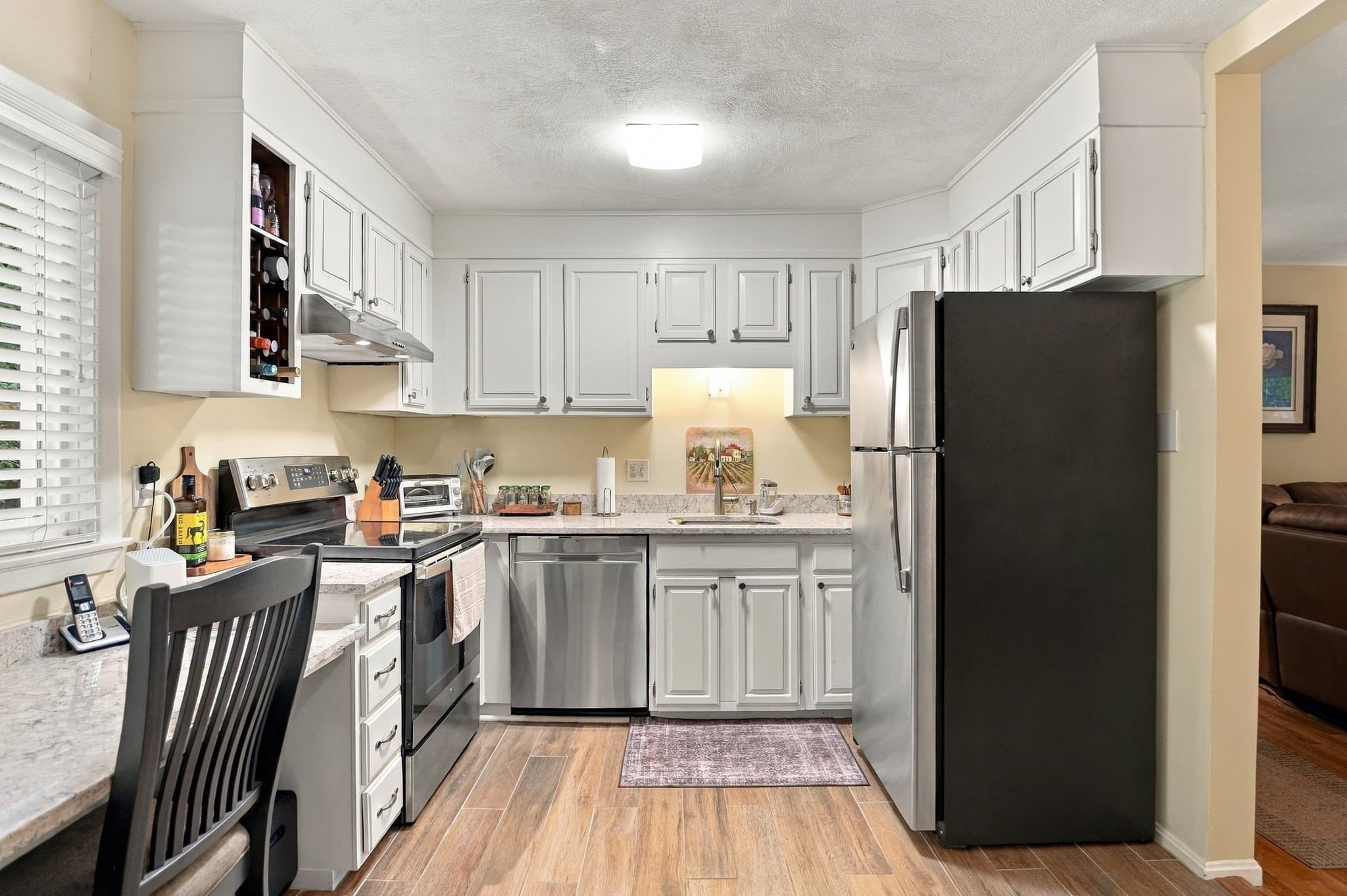 Condominium at 35 Jacqueline Road # D, Waltham MA 02452, Waltham, photo 7 of 26