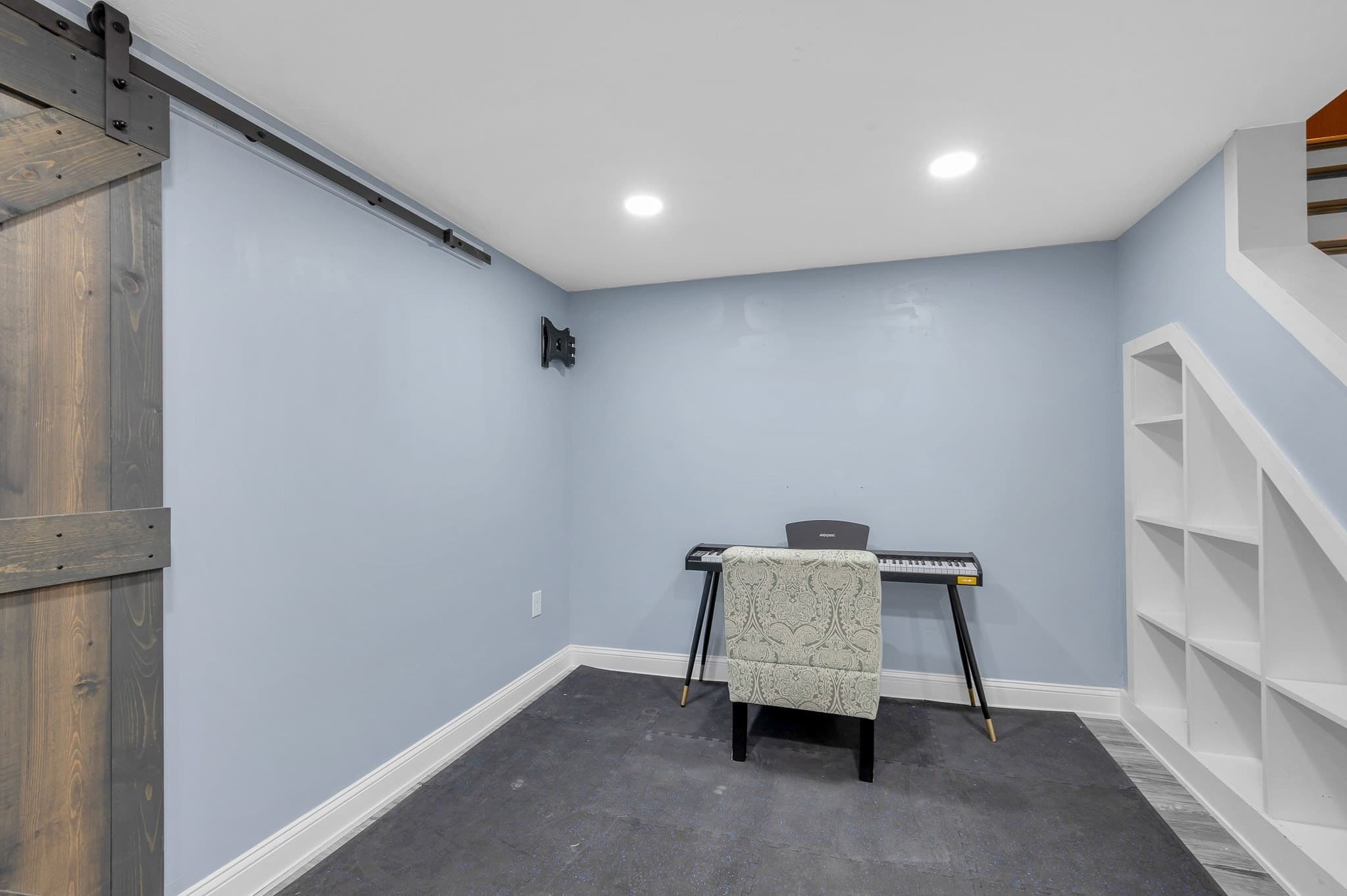 Single Family Residence at 22 Country Rd, Westford MA 01886, Westford, photo 31 of 42