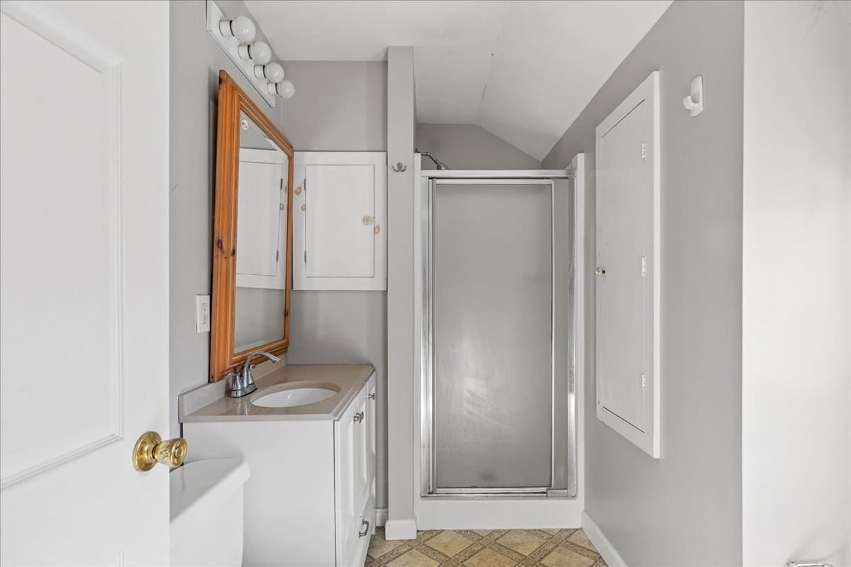 Single Family Residence at 227 Bumps River Rd, Barnstable MA 02655, Barnstable, photo 9 of 20