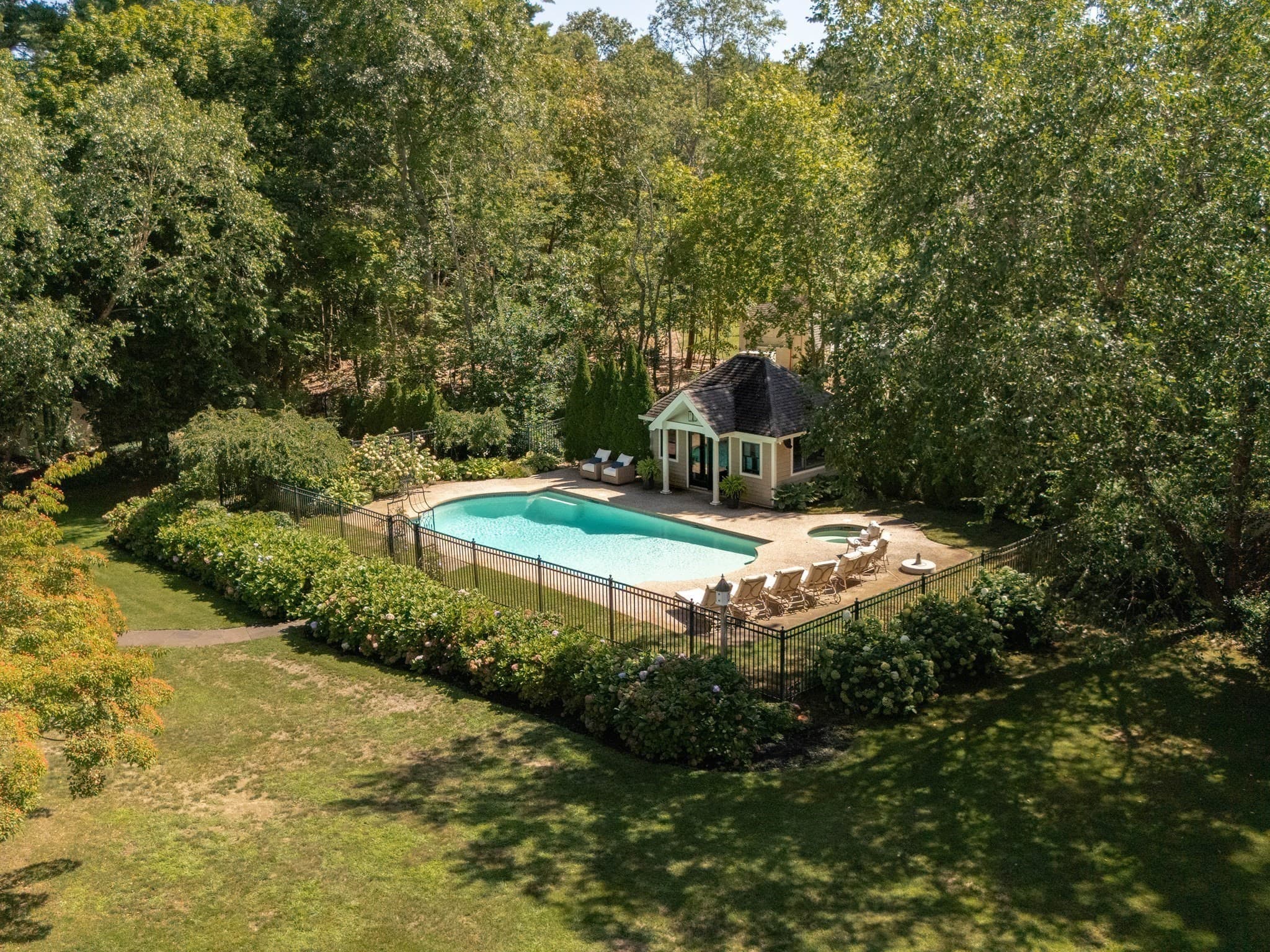 Single Family Residence at 347 Tremont St, Duxbury MA 02332, Duxbury, photo 12 of 42