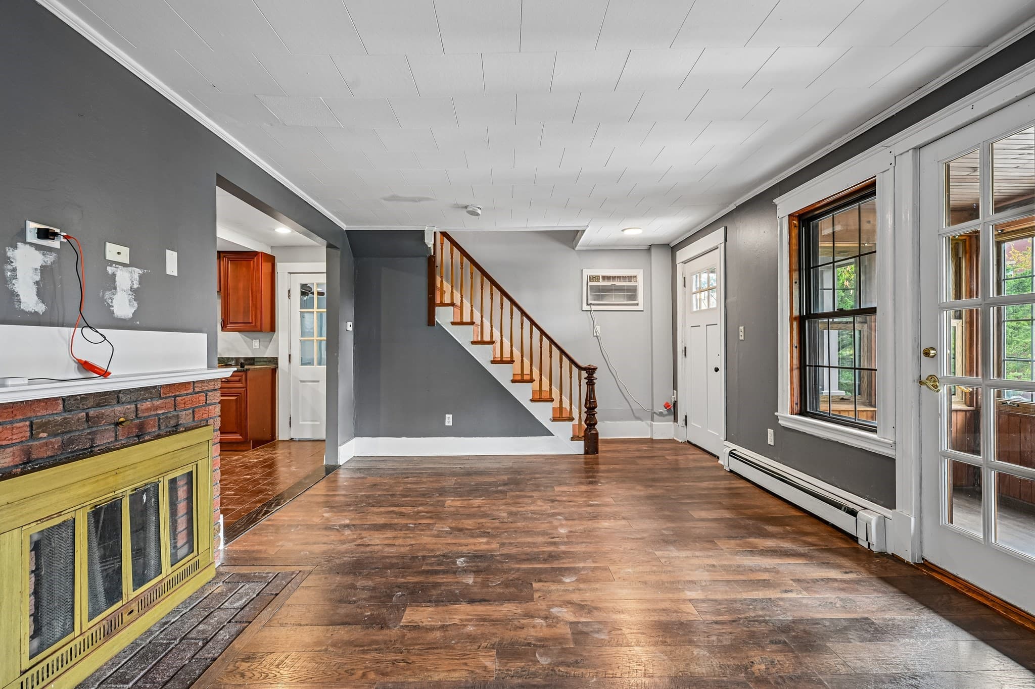 Single Family Residence at 494 Salem St, Malden MA 02148, Malden, photo 3 of 18