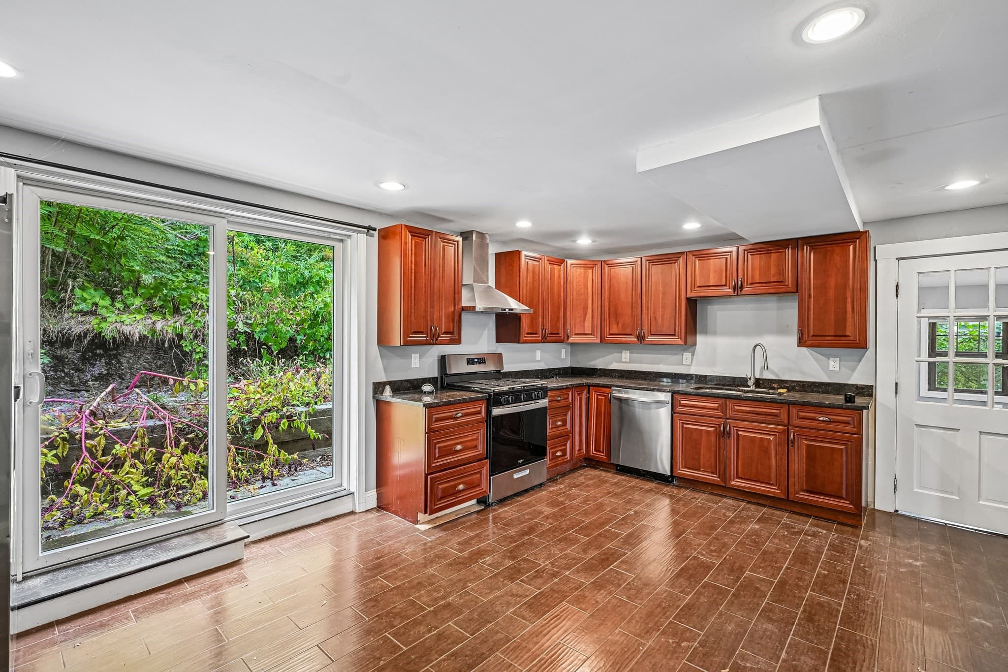 Single Family Residence at 494 Salem St, Malden MA 02148, Malden, photo 5 of 18