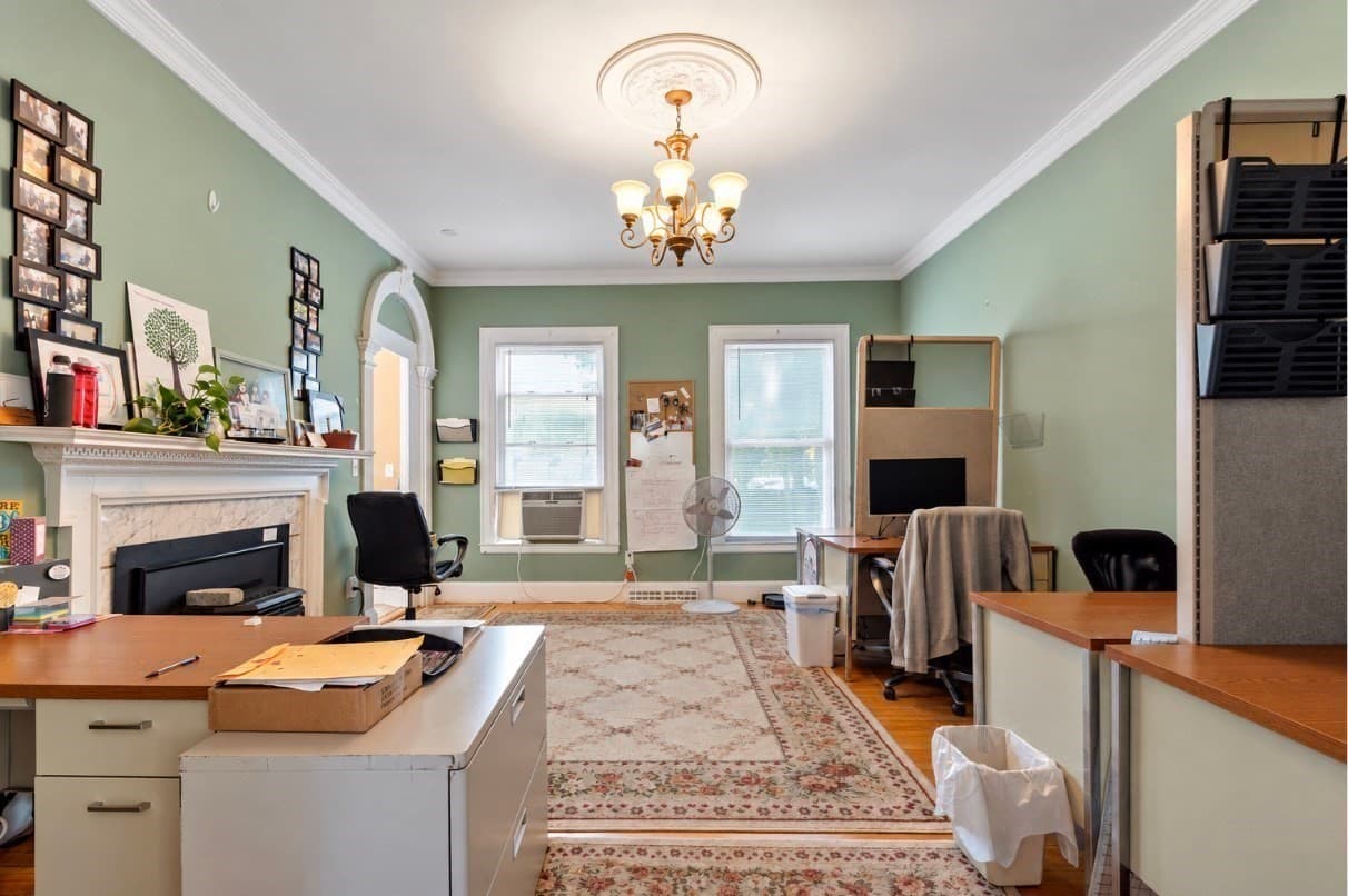 Single Family Residence at 403 Andover St, Lowell MA 01852, Lowell, photo 8 of 35