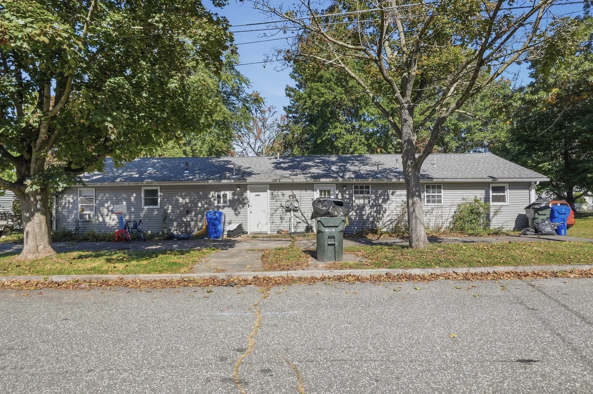 Duplex at 152-154 Dorset Street, Springfield MA 01108, Springfield, photo 2 of 28