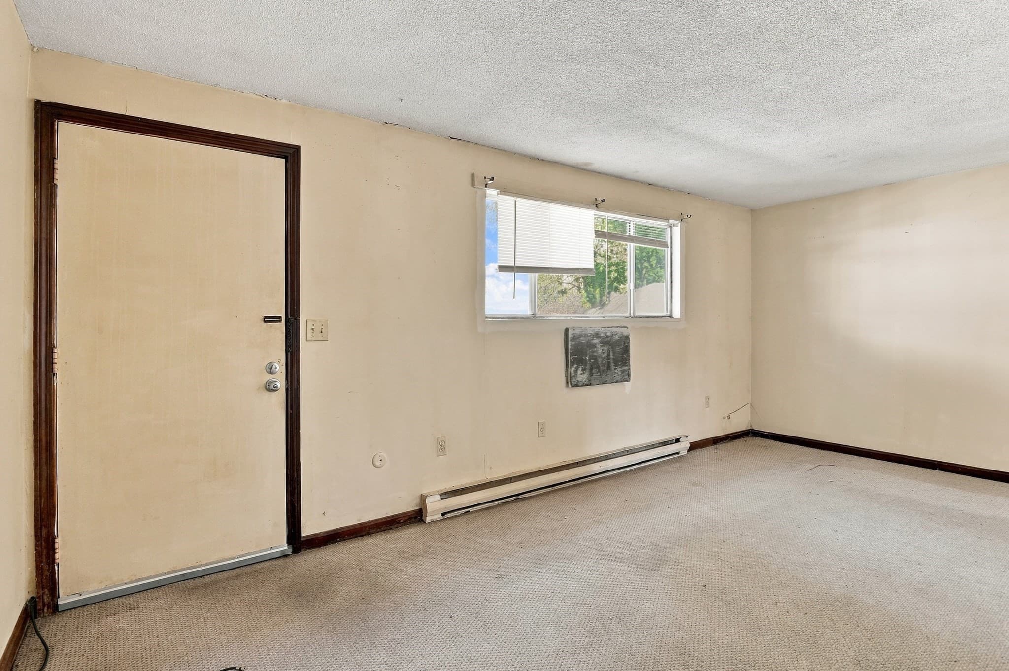 Duplex at 152-154 Dorset Street, Springfield MA 01108, Springfield, photo 10 of 28