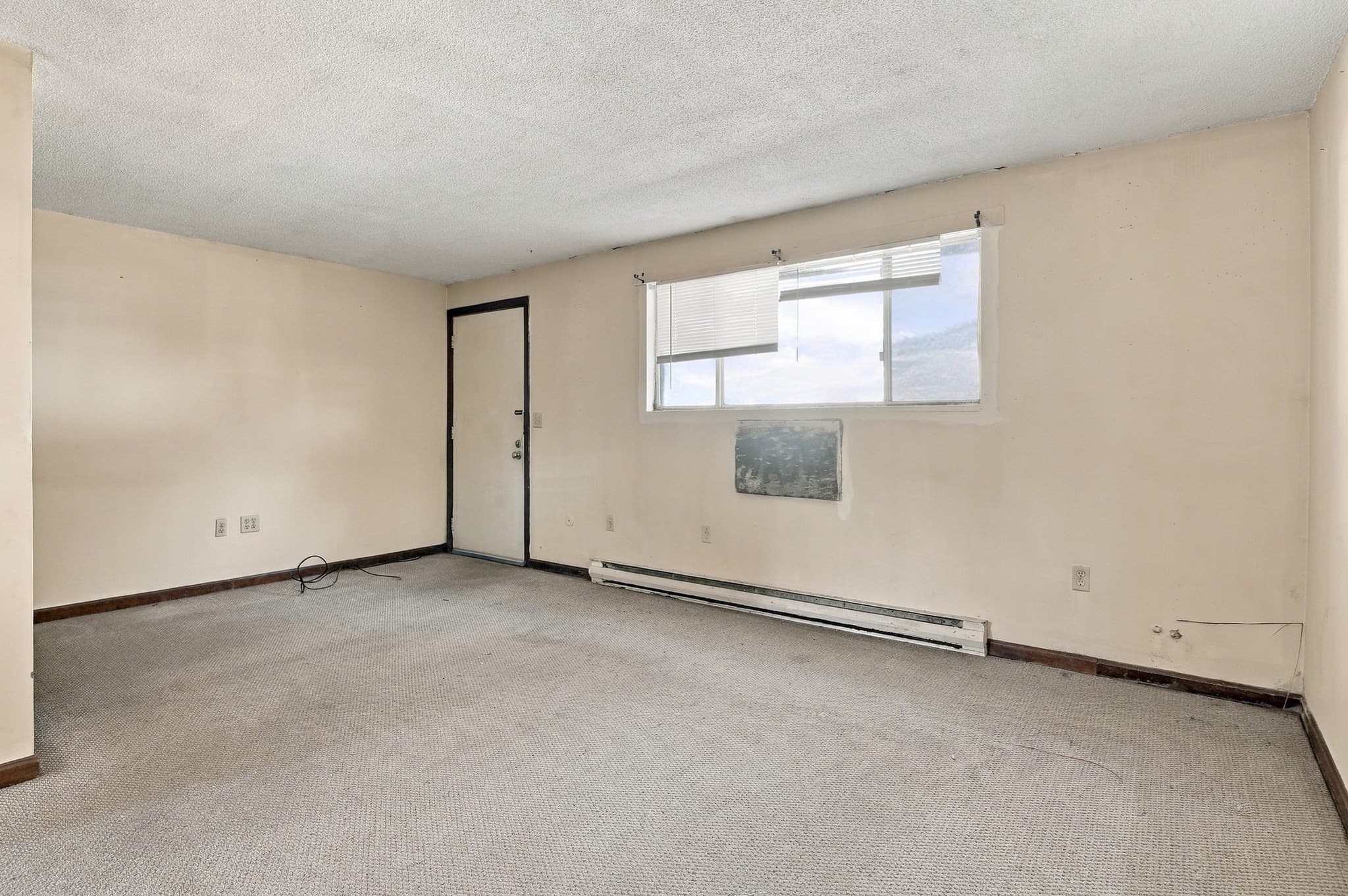 Duplex at 152-154 Dorset Street, Springfield MA 01108, Springfield, photo 8 of 28