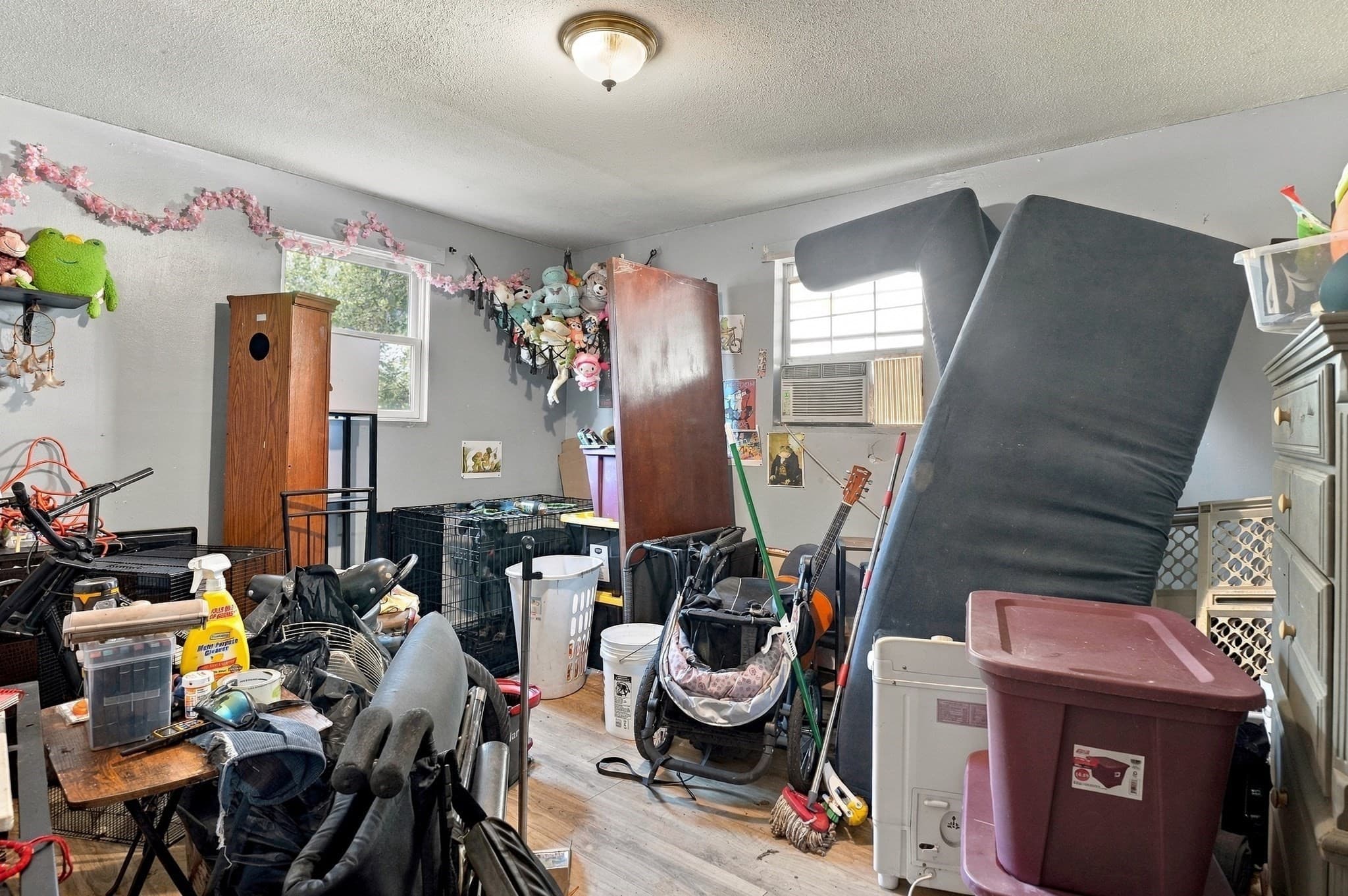 Duplex at 152-154 Dorset Street, Springfield MA 01108, Springfield, photo 25 of 28