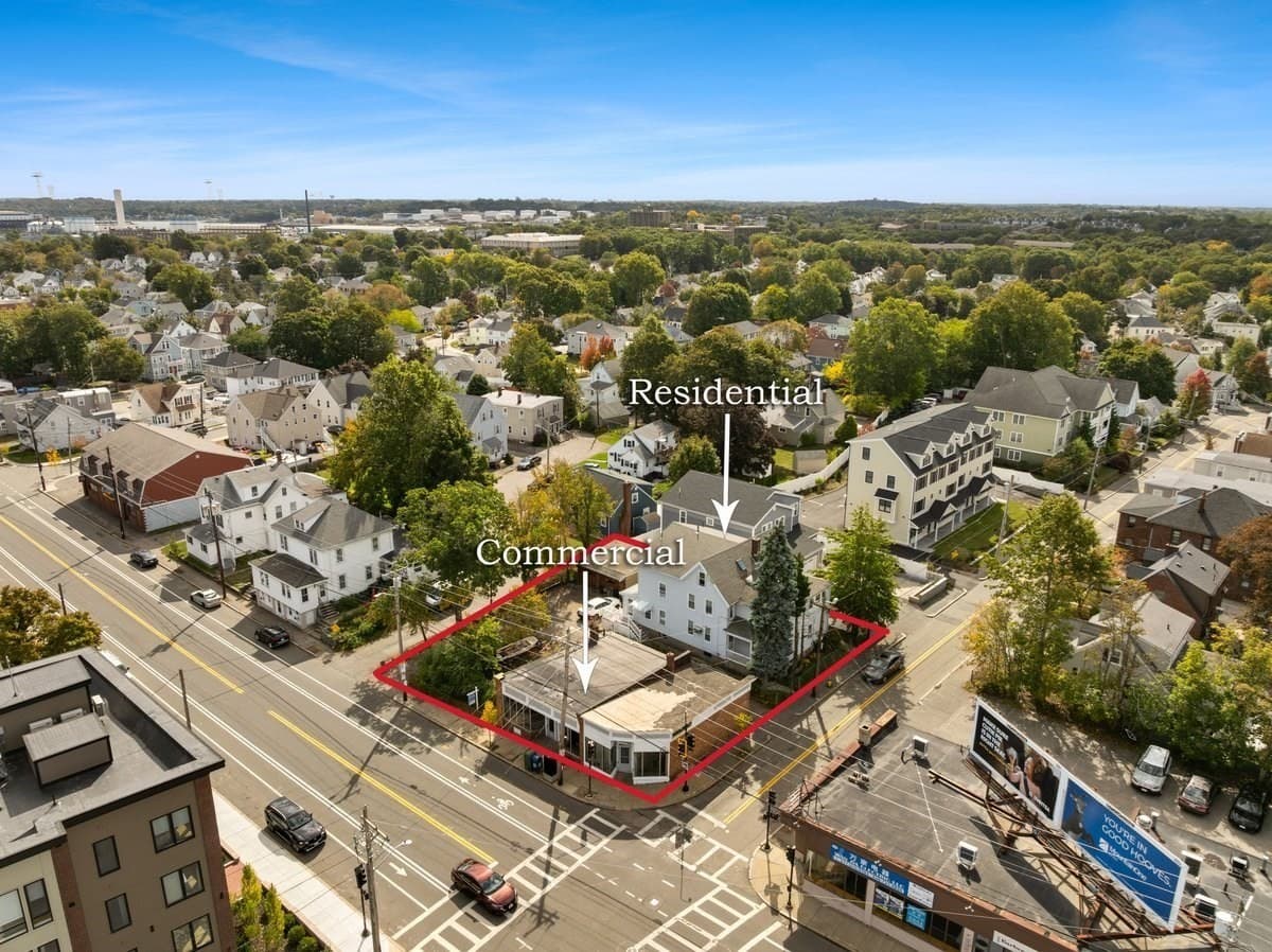 3 Family at 387 Washington St, Quincy MA 02169, Quincy, photo 2 of 32