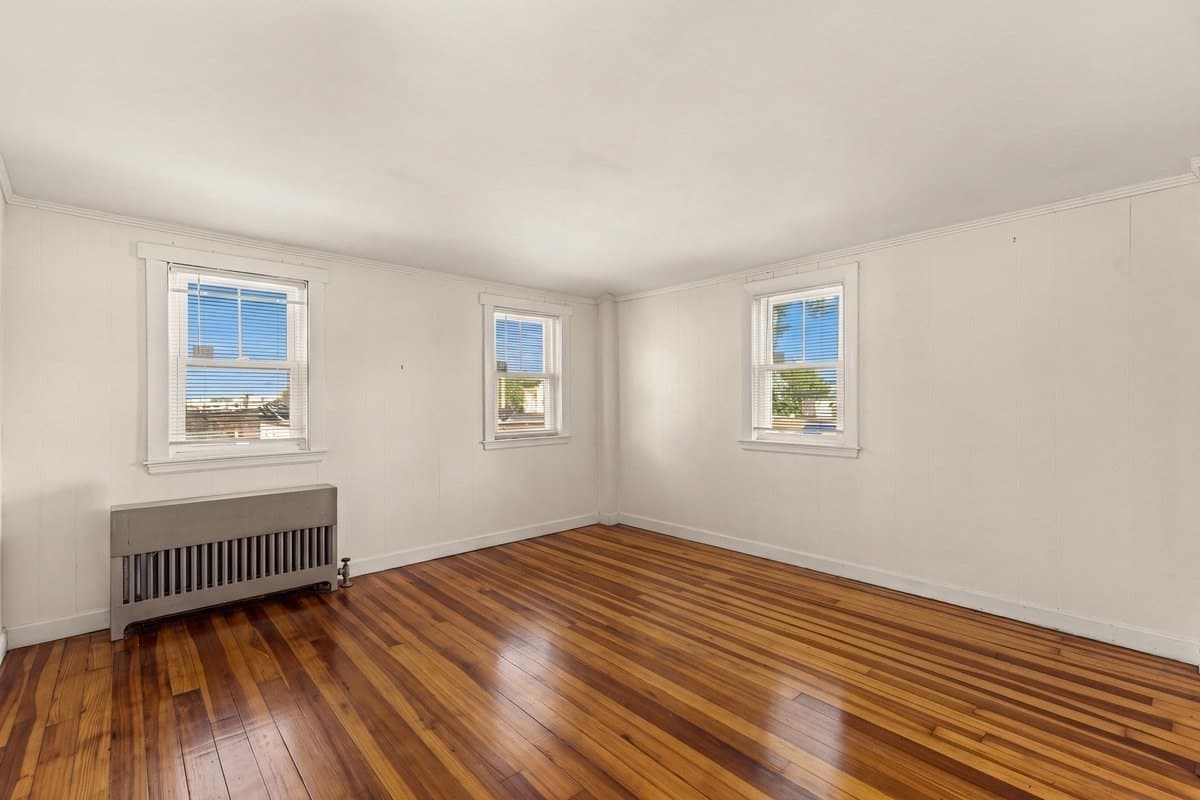 3 Family at 387 Washington St, Quincy MA 02169, Quincy, photo 18 of 32