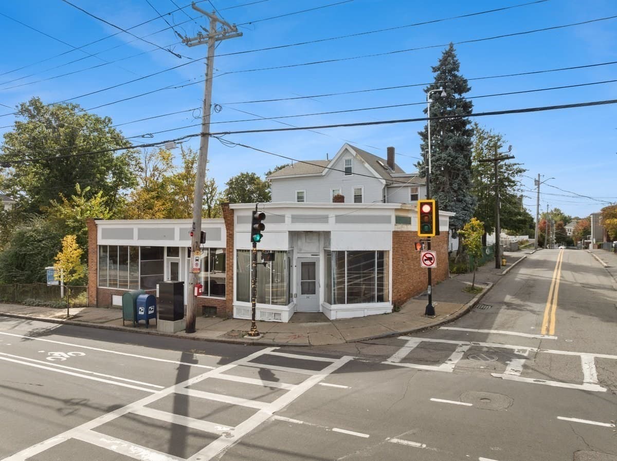 387 Washington St, Quincy MA 02169