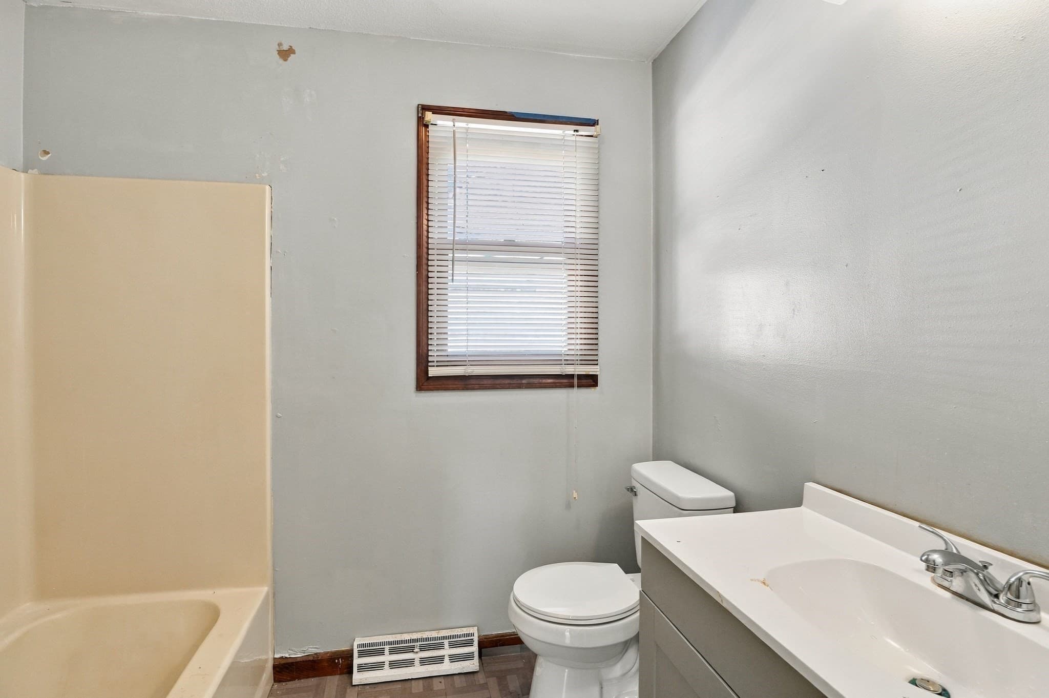 Duplex at 241-243 Nottingham Street, Springfield MA 01104, Springfield, photo 30 of 36