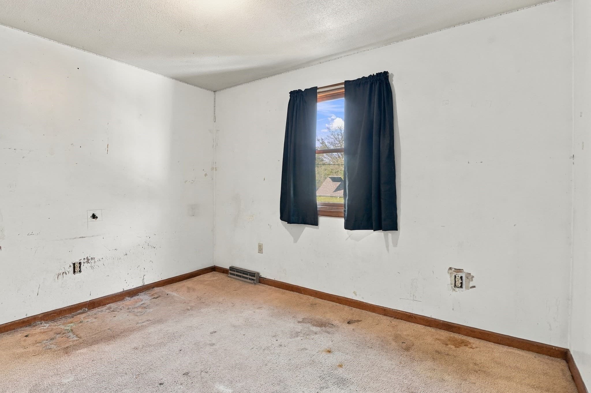 Duplex at 241-243 Nottingham Street, Springfield MA 01104, Springfield, photo 29 of 36