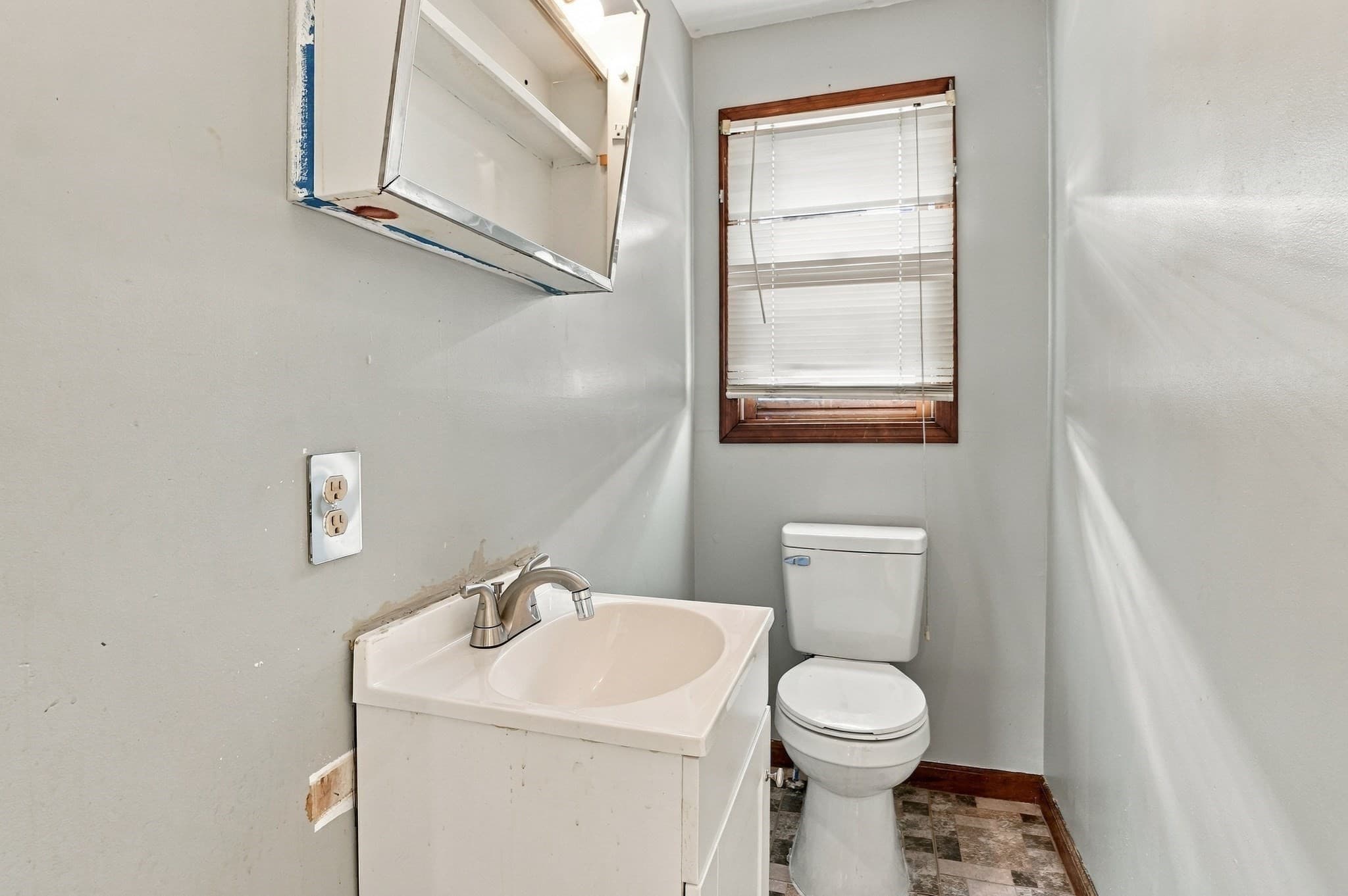 Duplex at 241-243 Nottingham Street, Springfield MA 01104, Springfield, photo 25 of 36