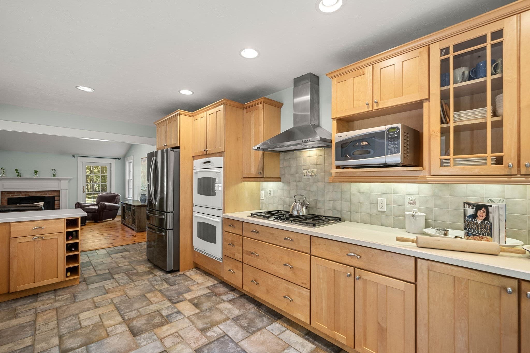 Single Family Residence at 70 Longley Rd, Groton MA 01450, Groton, photo 5 of 41