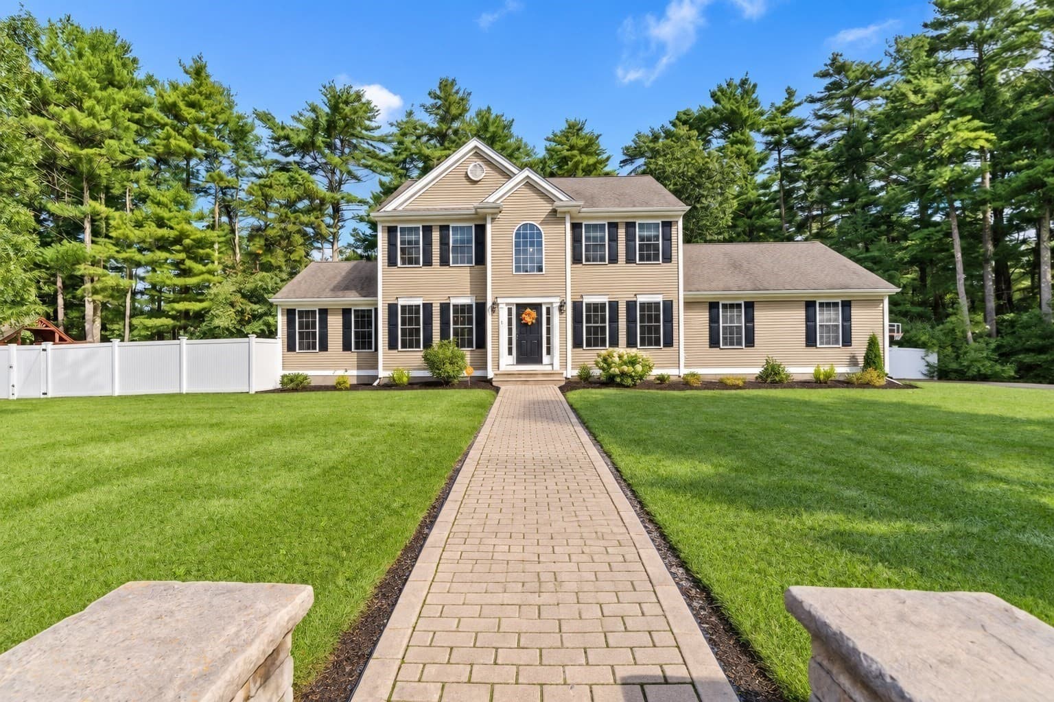 Single Family Residence at 3 Autumn Dr, Wareham MA 02576, Wareham, photo 28 of 30