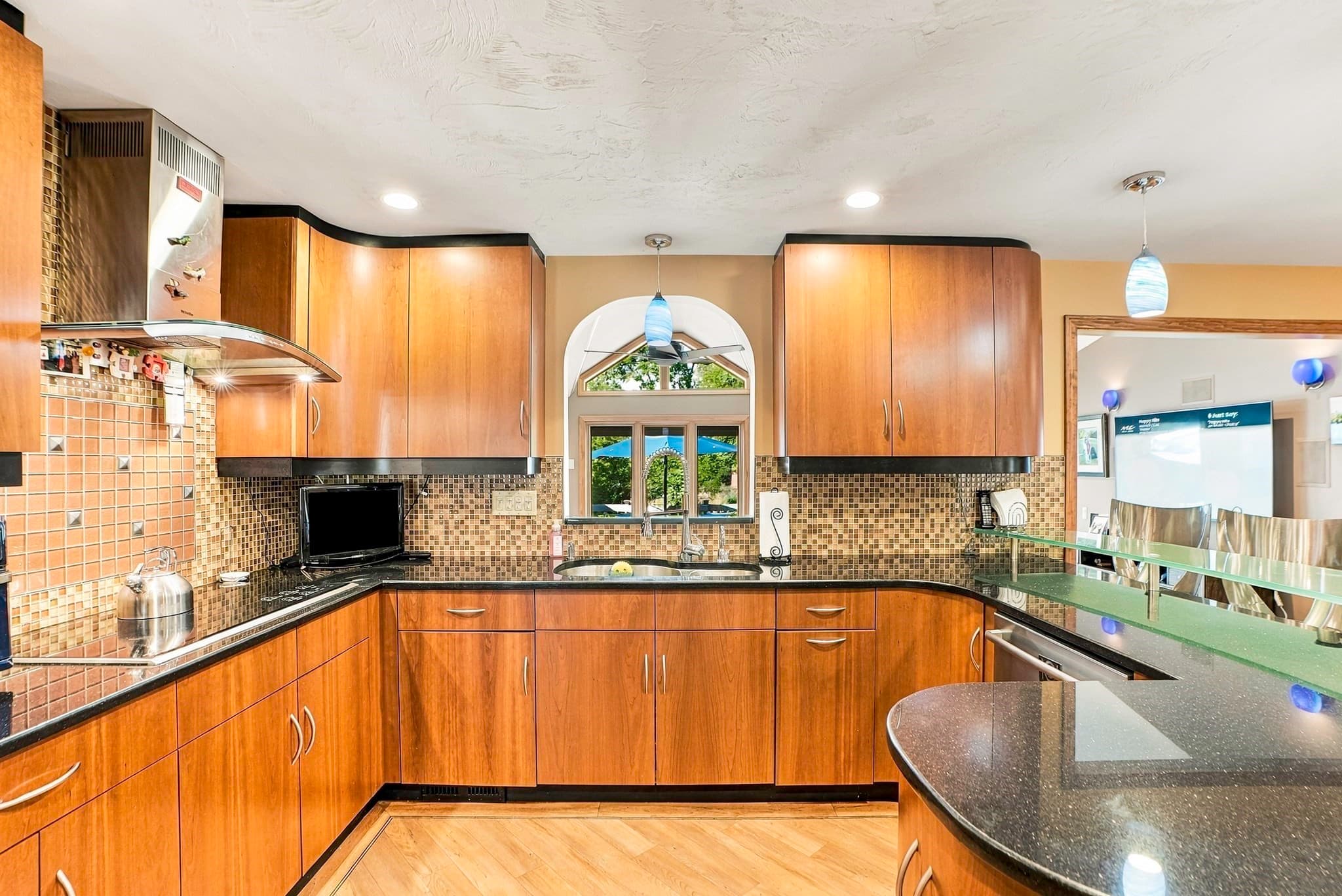 Single Family Residence at 8 Hearthridge Dr, Canton MA 02021, Canton, photo 12 of 42