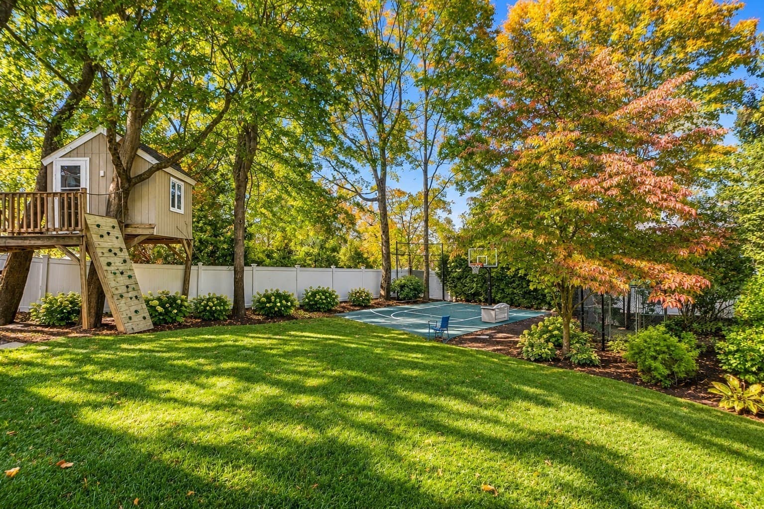 Single Family Residence at 8 Hearthridge Dr, Canton MA 02021, Canton, photo 38 of 42