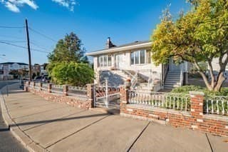 21 Annese Rd, Chelsea MA 02150