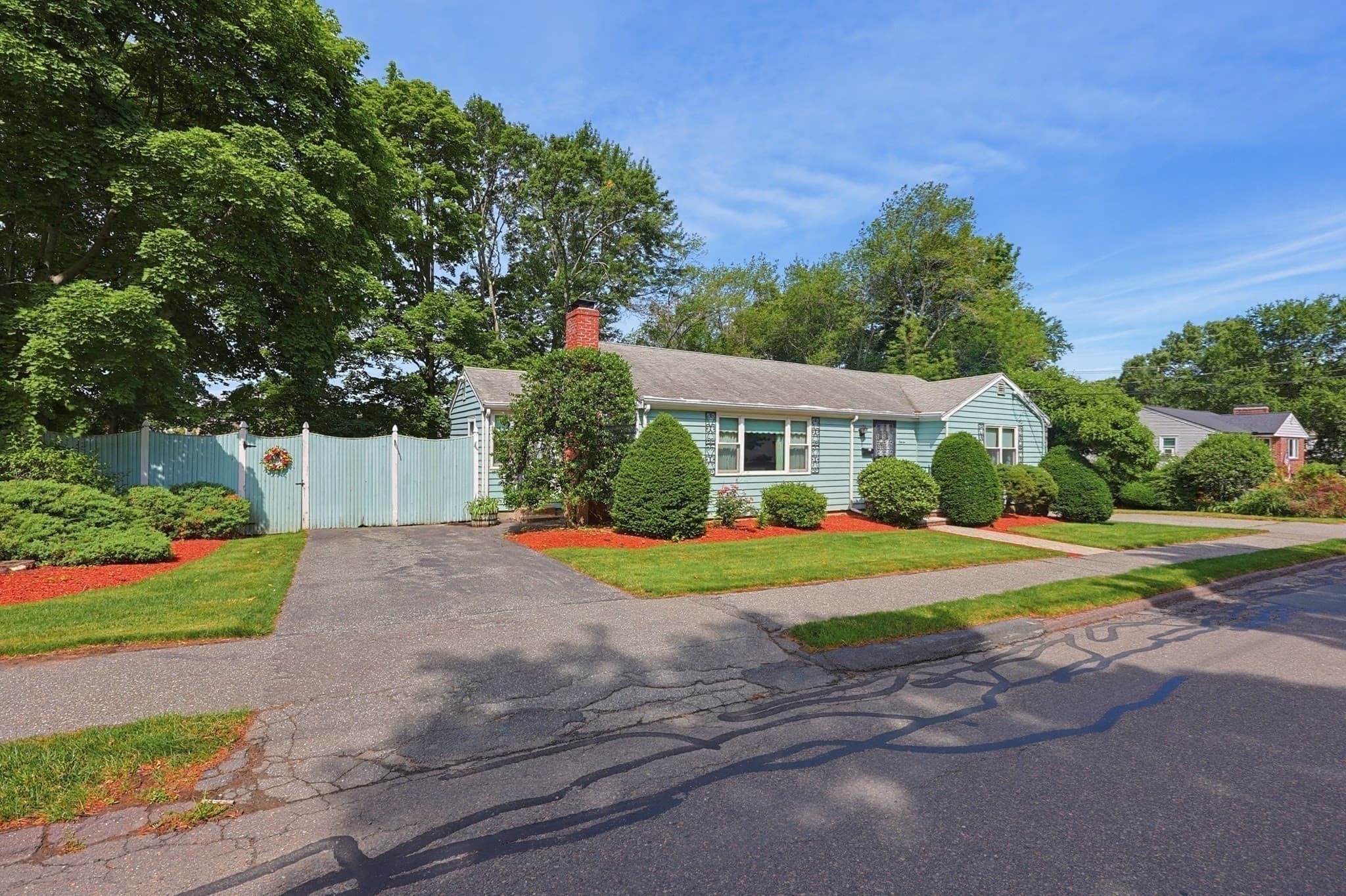 Single Family Residence at 11 Preston St, Wakefield MA 01880, Wakefield, photo 3 of 42