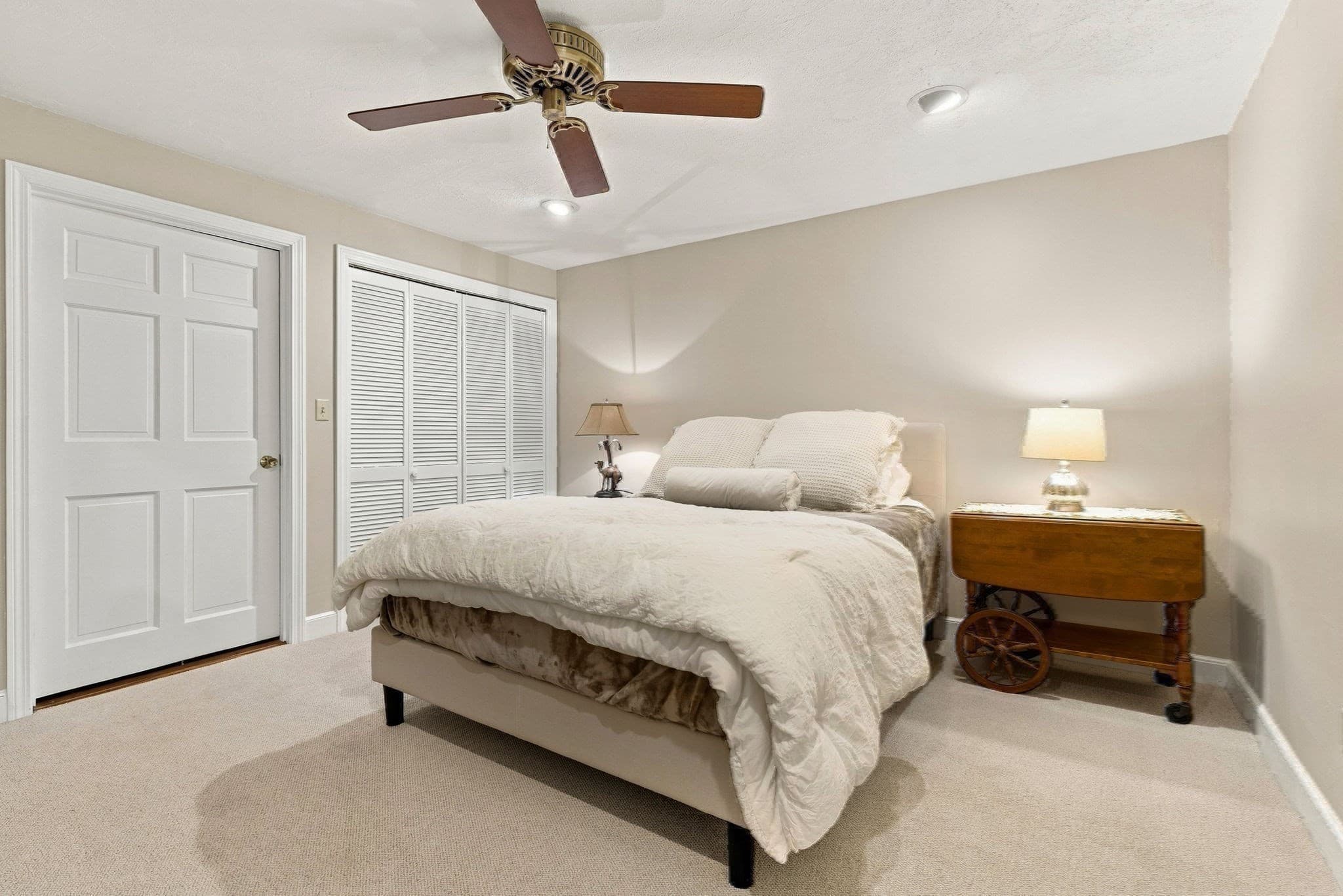 Single Family Residence at 37 Smithshire Est, Andover MA 01810, Andover, photo 30 of 38