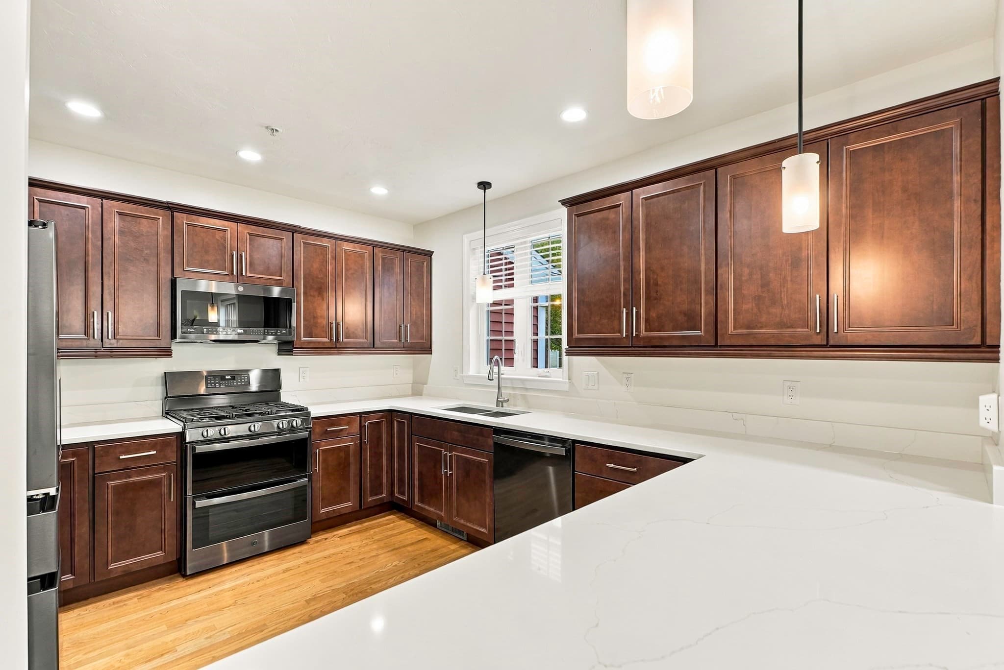 Condominium at 29 Hastings # 29, Hudson MA 01749, Hudson, photo 6 of 41