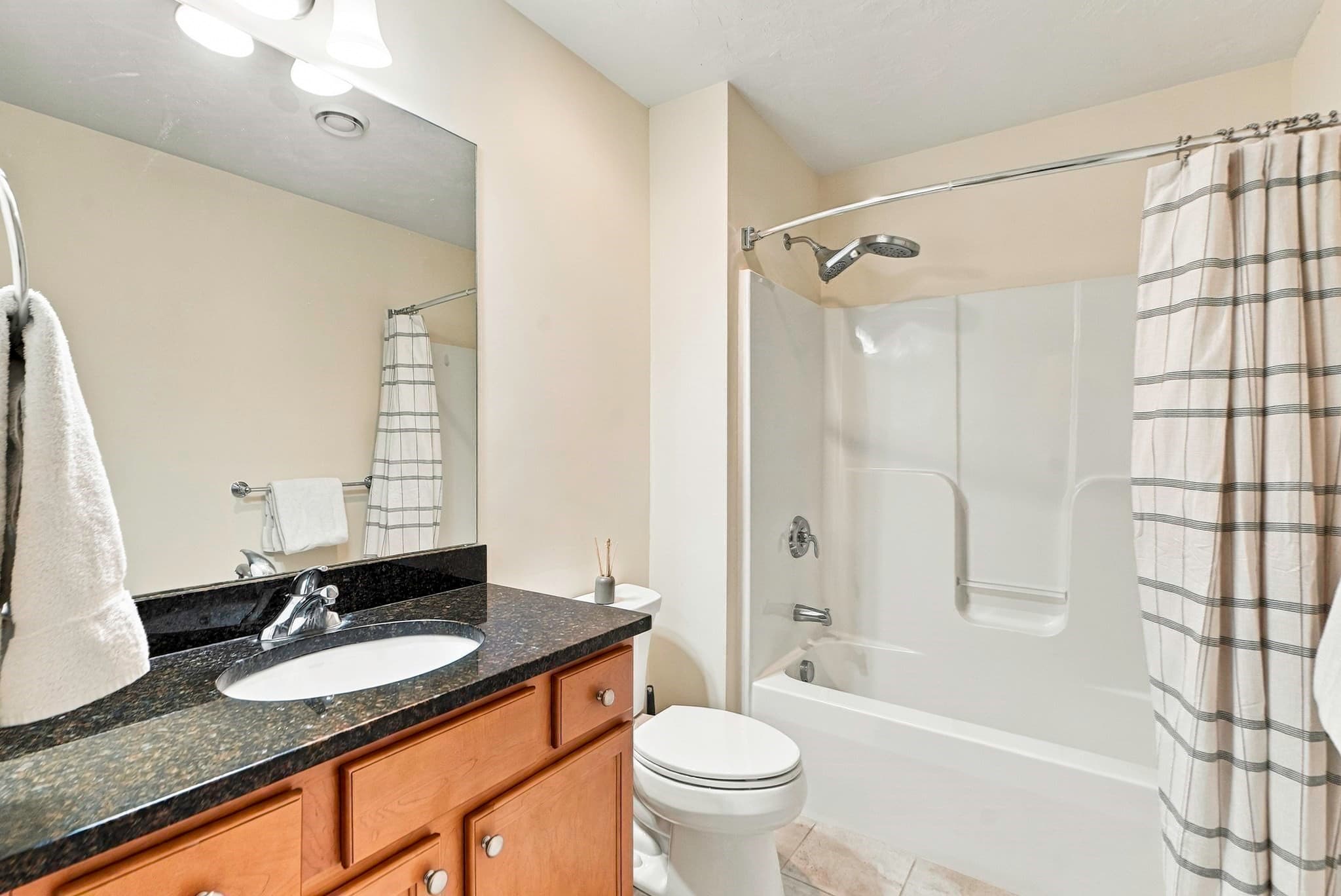 Condominium at 29 Hastings # 29, Hudson MA 01749, Hudson, photo 29 of 41