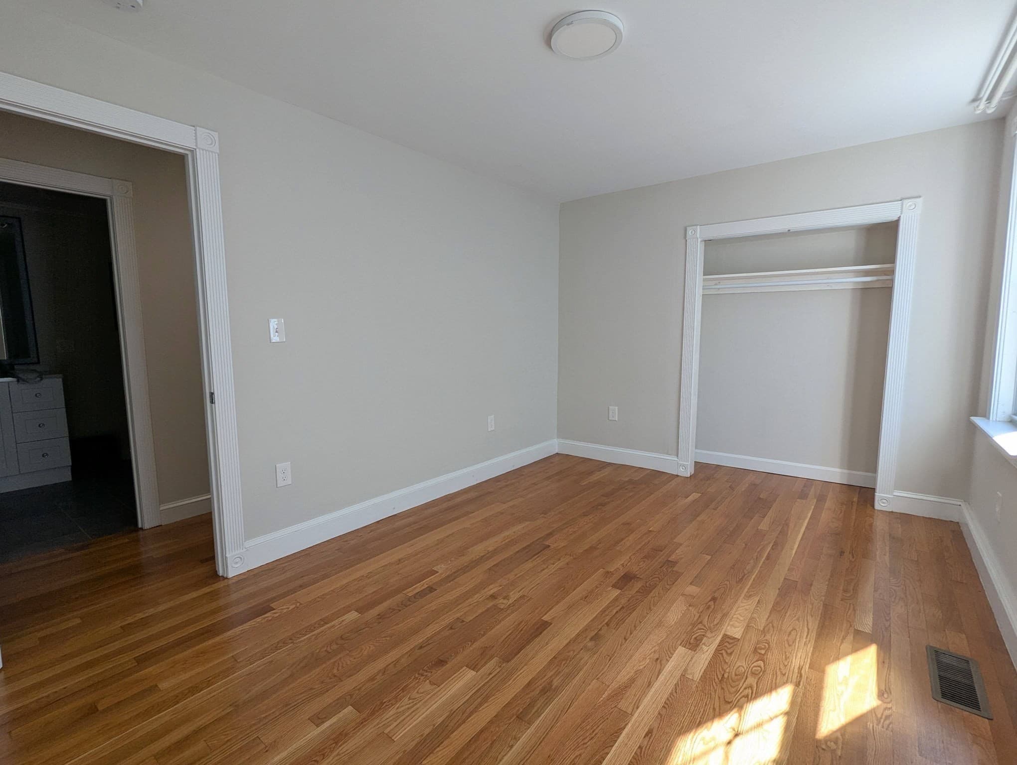 Multi Family at 243 Appleton St, Lowell MA 01852, Lowell, photo 18 of 41