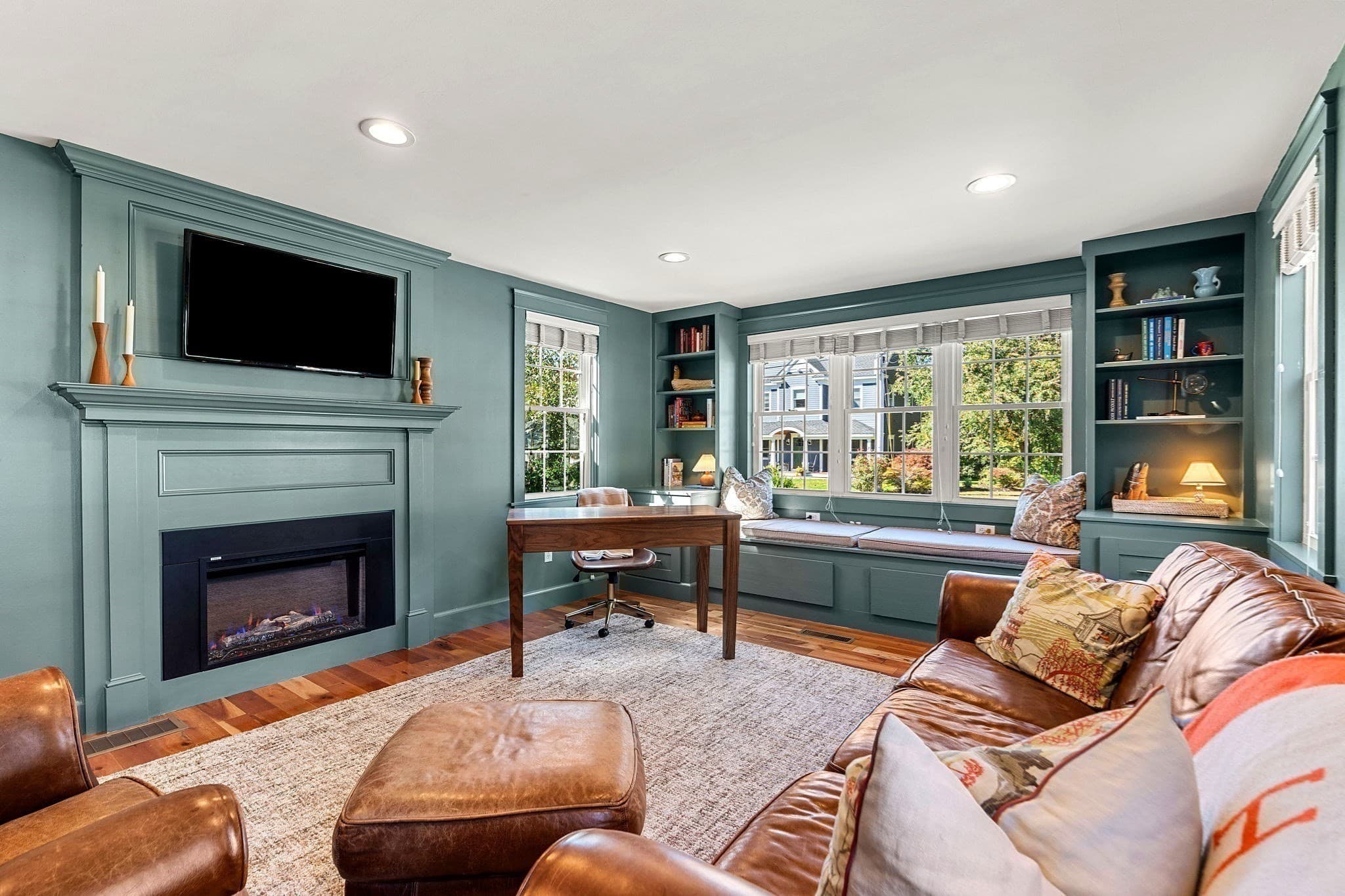 Single Family Residence at 29 Linwood St, Chelmsford MA 01824, Chelmsford, photo 13 of 42
