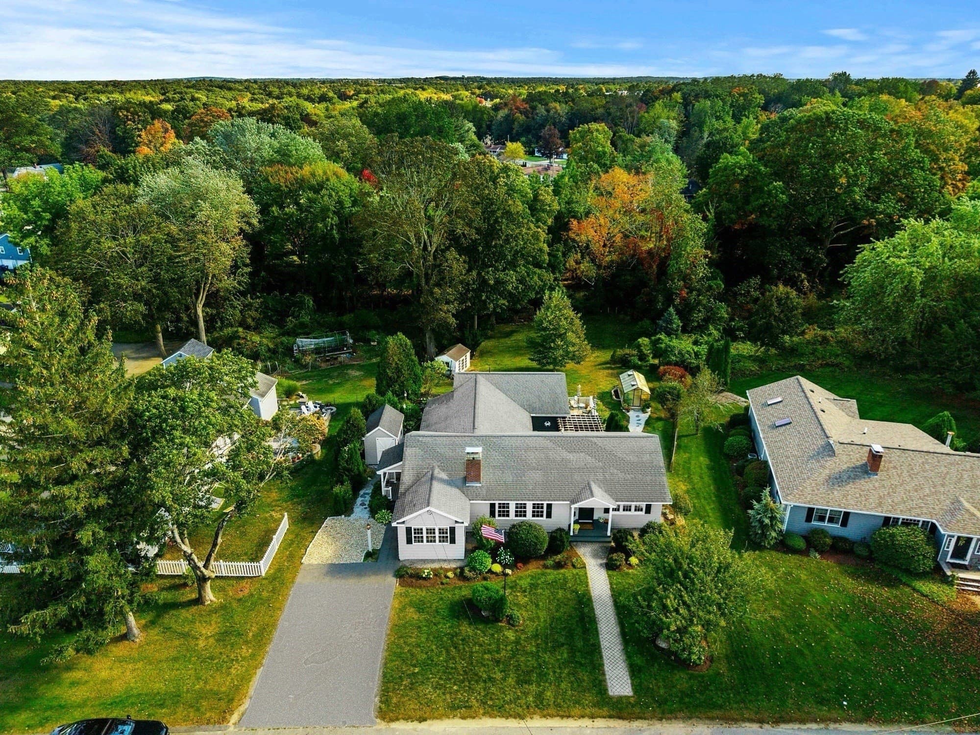 Single Family Residence at 29 Linwood St, Chelmsford MA 01824, Chelmsford, photo 3 of 42