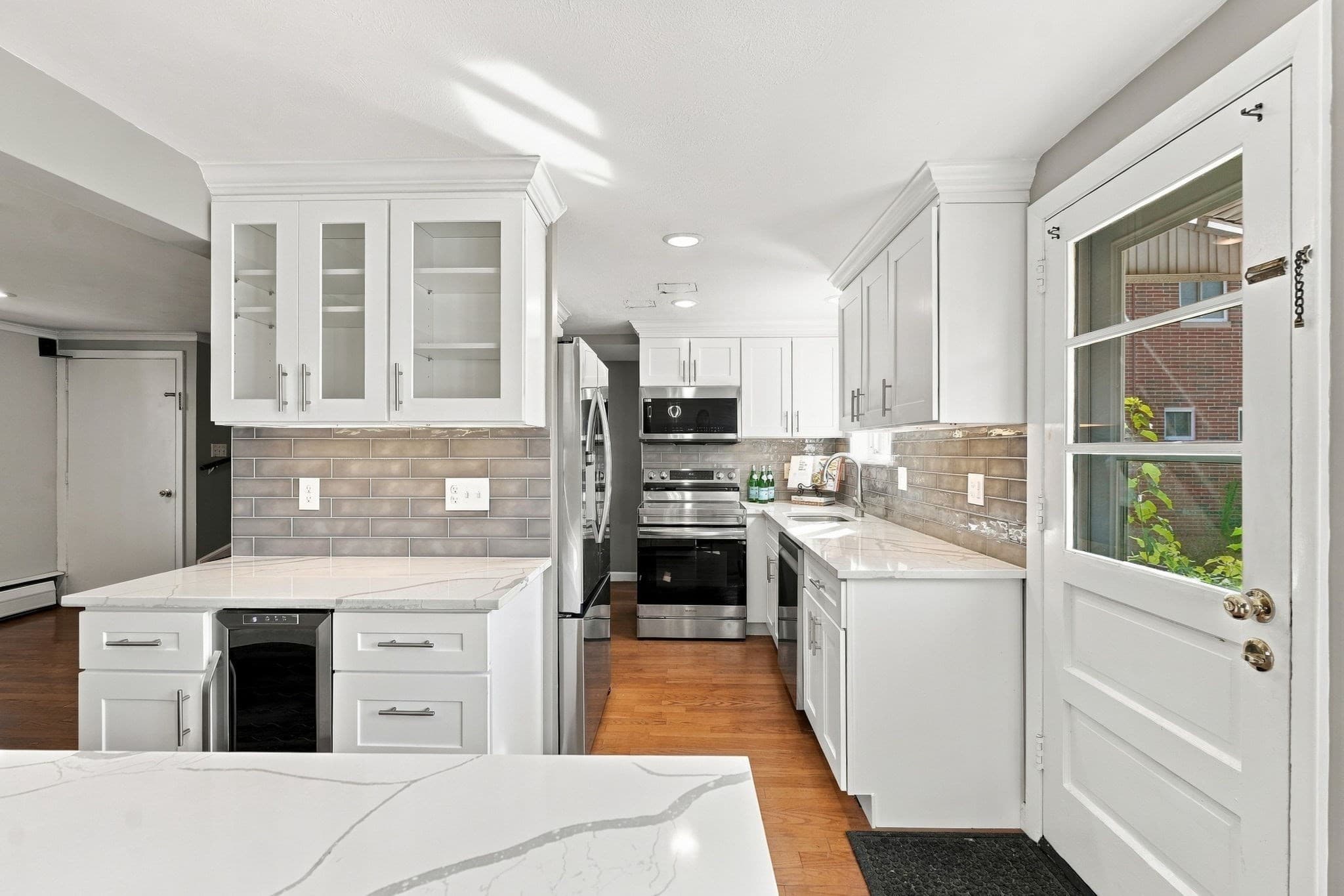 Condominium at 31 Wilson Dr # 31, Framingham MA 01702, Framingham, photo 8 of 38