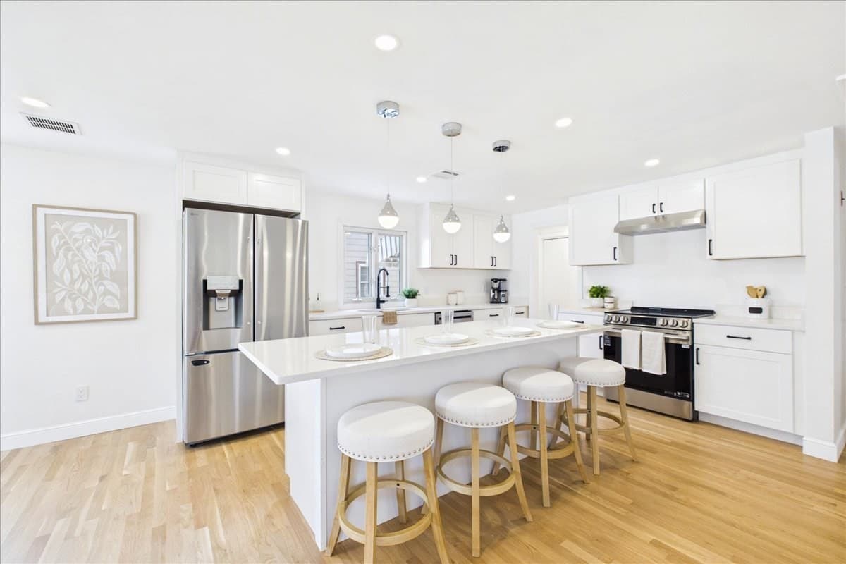 Single Family Residence at 40 Dix Street, Waltham MA 02453, Waltham, photo 11 of 28