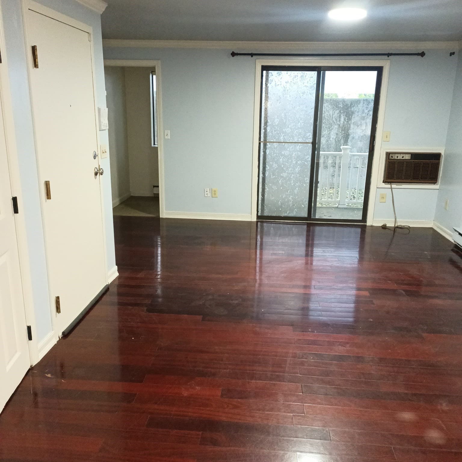 Condominium at 11b Hulbert Rd # 15, Worcester MA 01603, Worcester, photo 5 of 14
