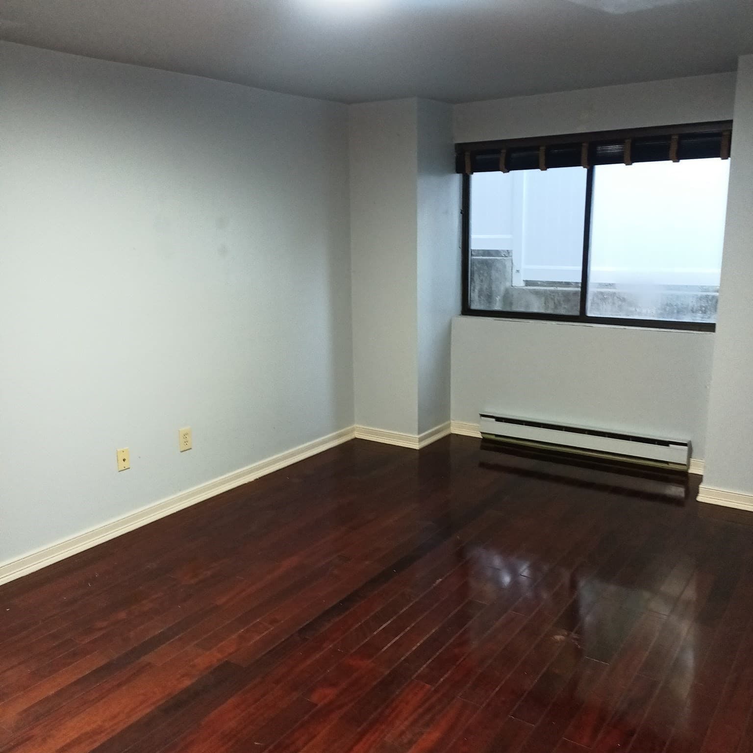 Condominium at 11b Hulbert Rd # 15, Worcester MA 01603, Worcester, photo 11 of 14