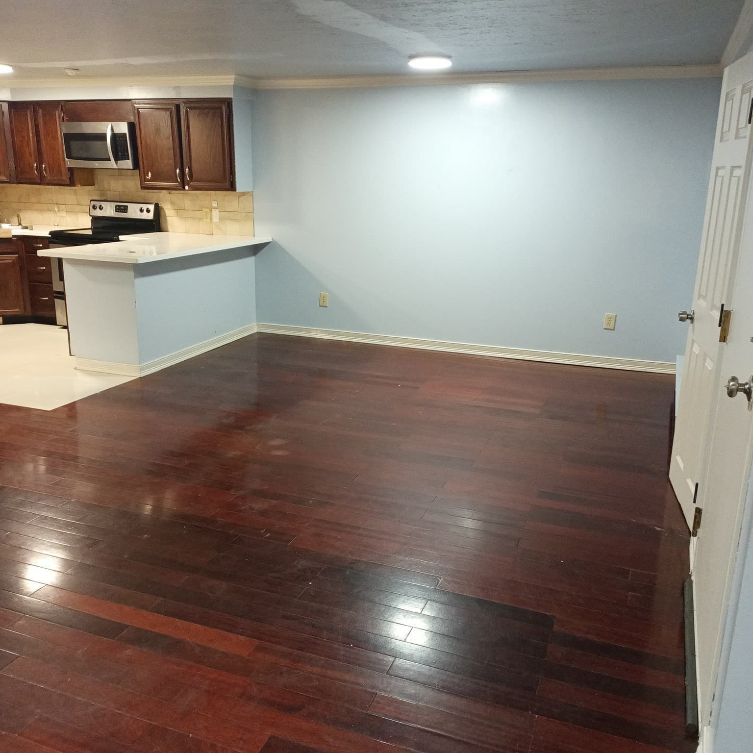 Condominium at 11b Hulbert Rd # 15, Worcester MA 01603, Worcester, photo 4 of 14