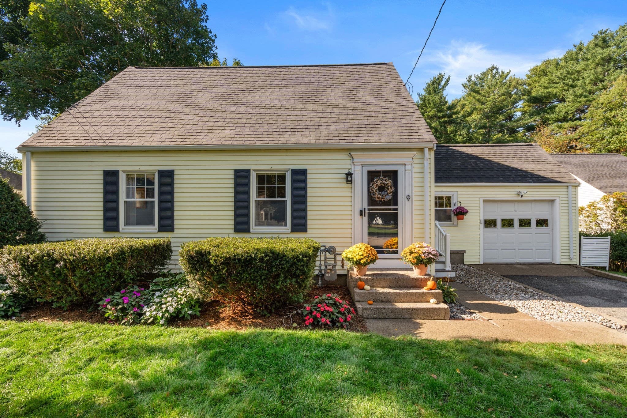 Single Family Residence at 9 Pocahontas, Walpole MA 02081, Walpole, photo 4 of 42