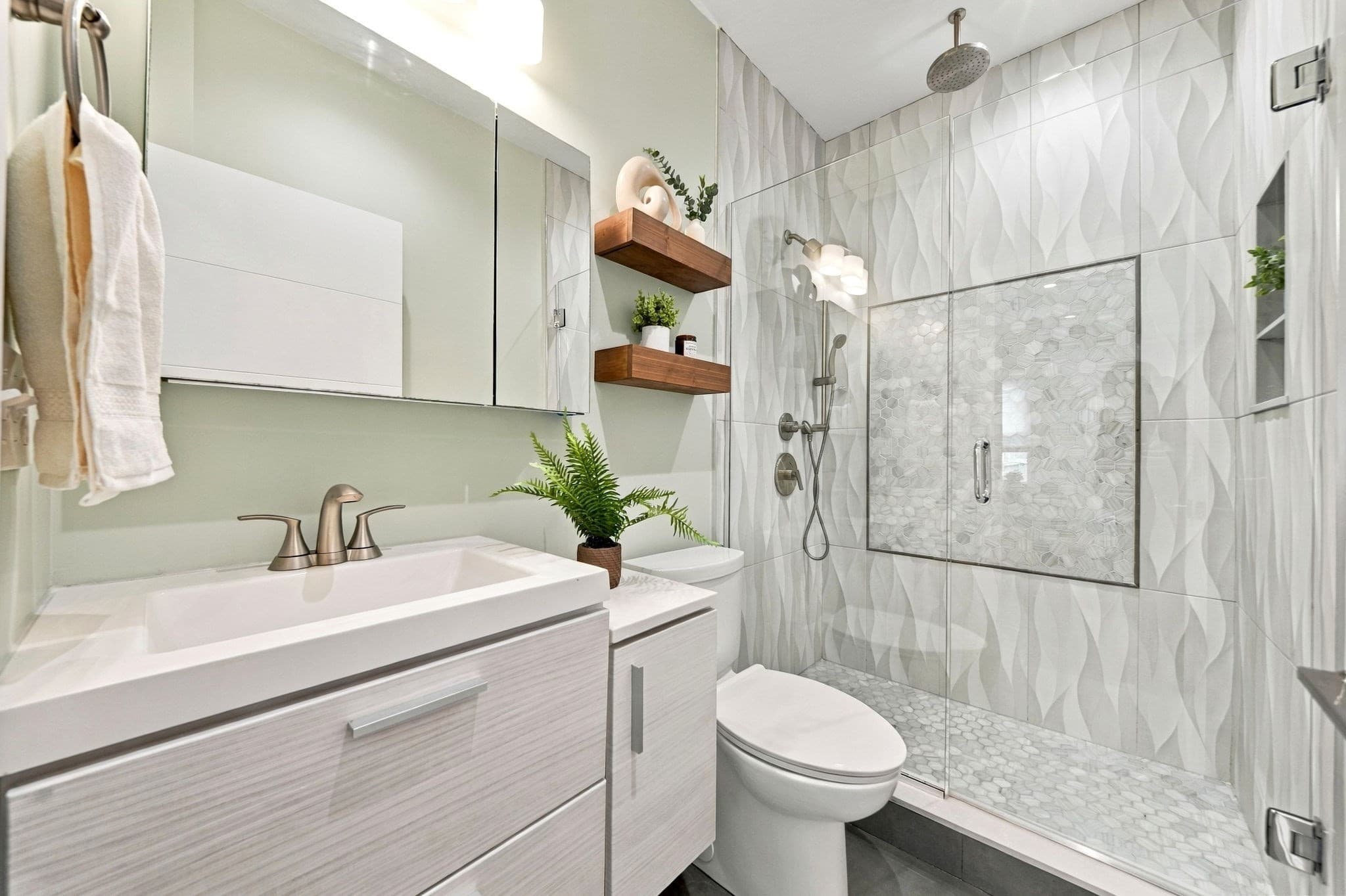 Condominium at 9 Lithgow St # 1, Boston MA 02124, Boston, photo 16 of 34