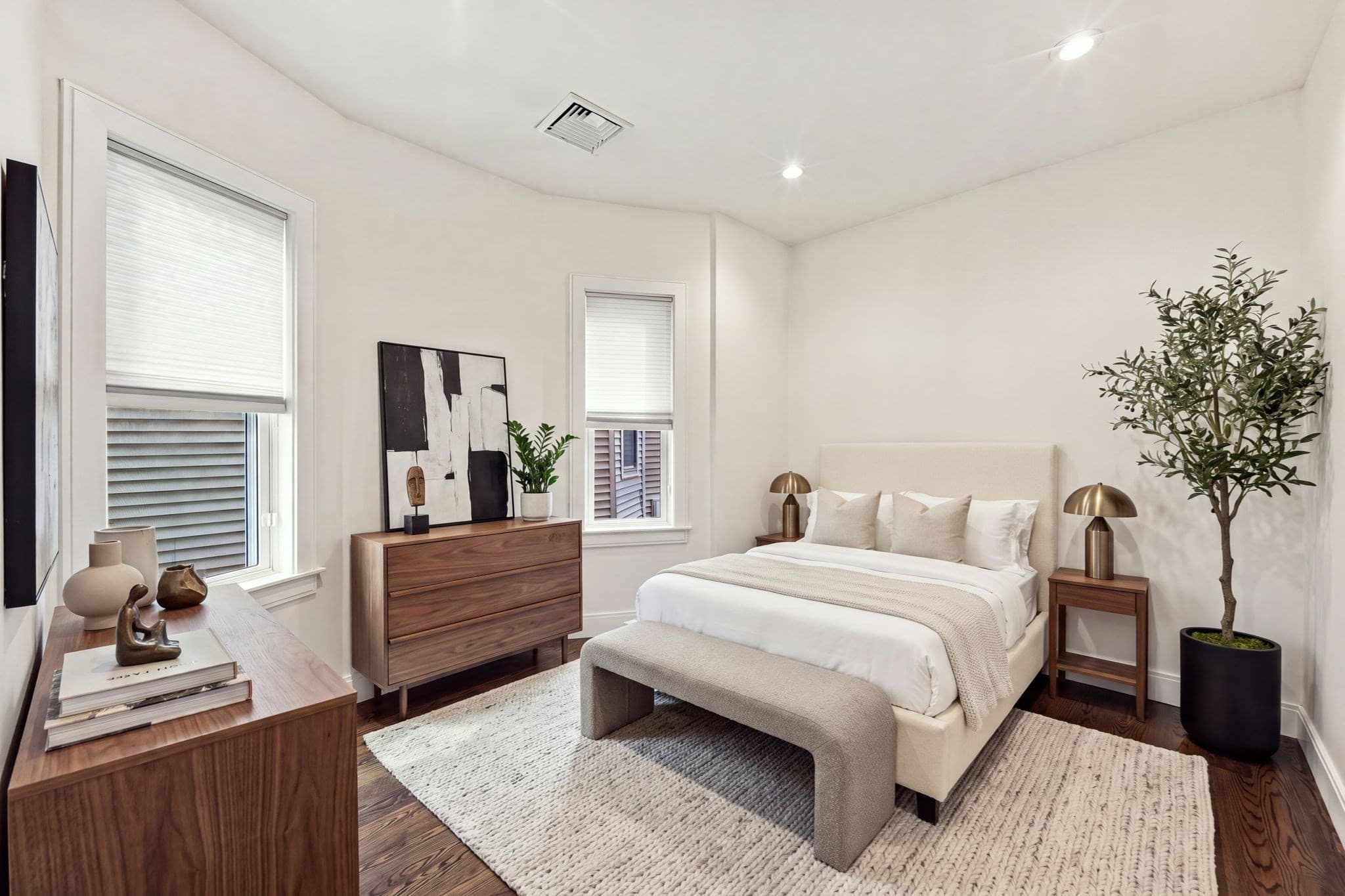 Condominium at 9 Lithgow St # 1, Boston MA 02124, Boston, photo 18 of 34