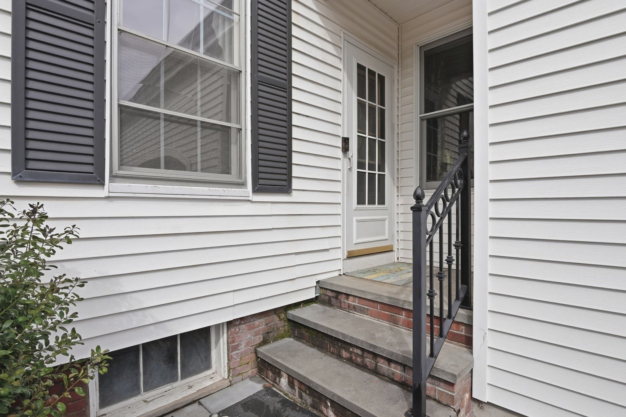 Single Family Residence at 12 Exeter Street, Marlborough MA 01752, Marlborough, photo 4 of 40