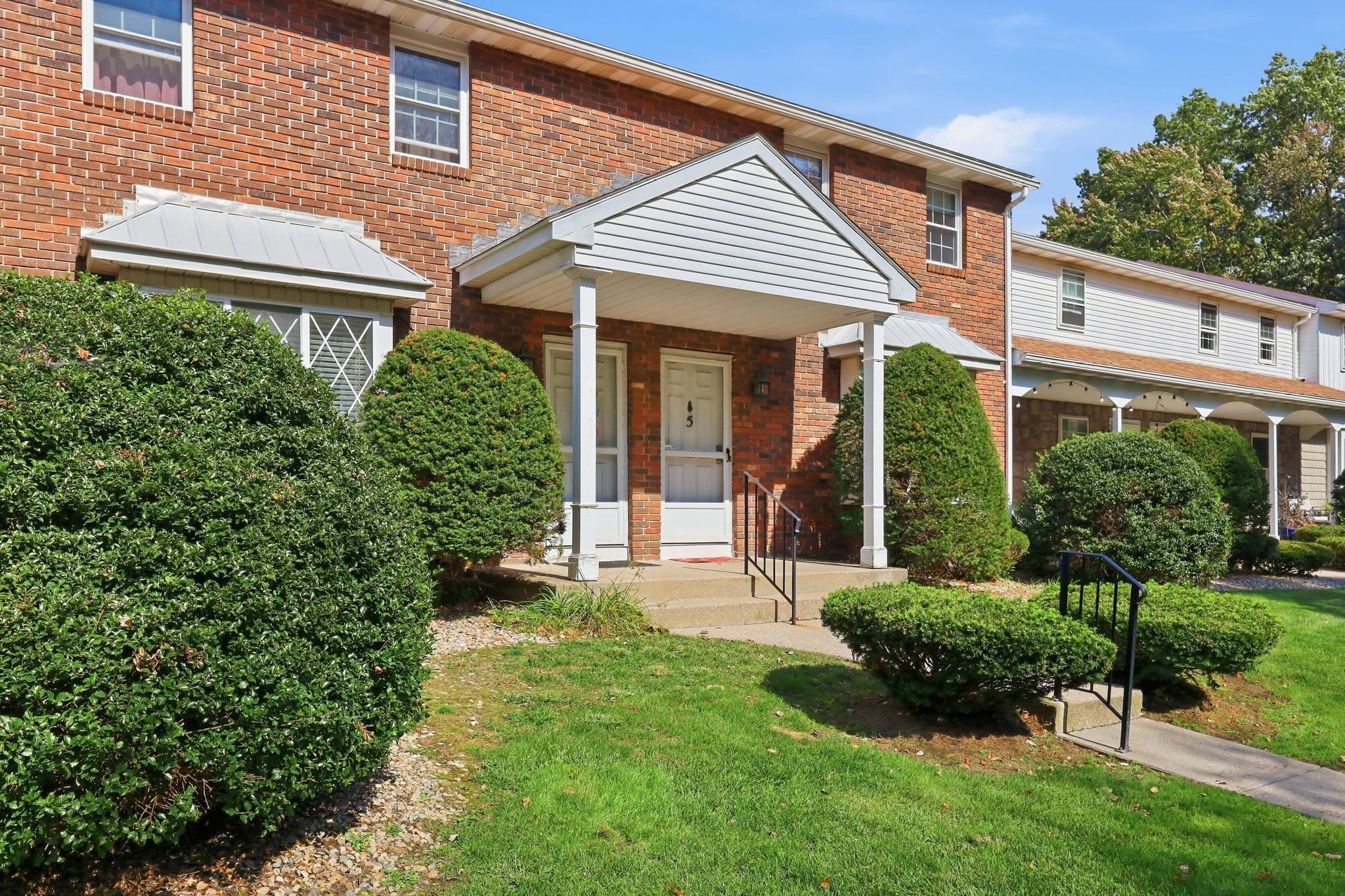 Condominium at 84 Fuller St # 5, Ludlow MA 01056, Ludlow, photo 3 of 37