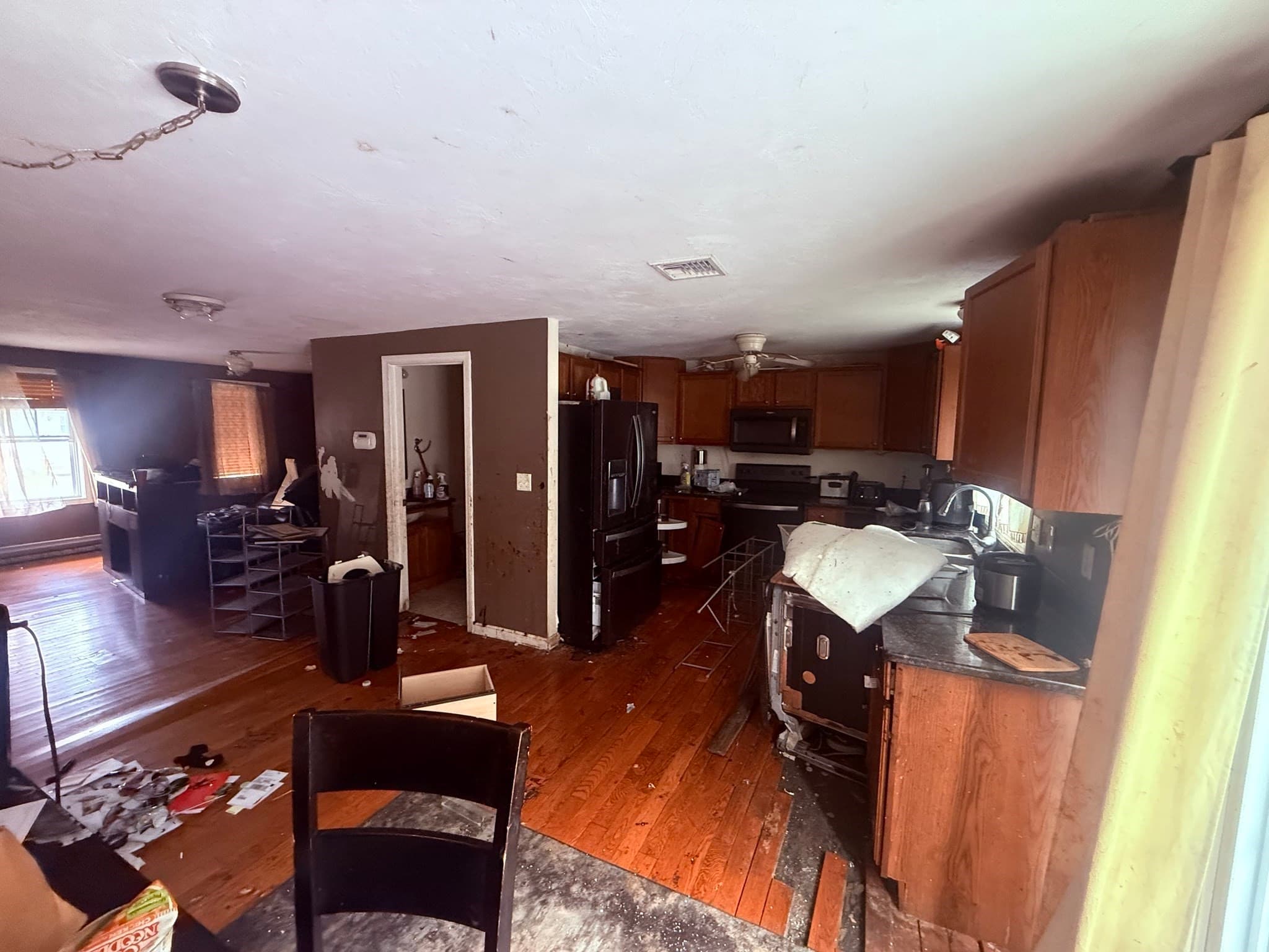 Single Family Residence at 46 Pine Hill Rd, Worcester MA 01604, Worcester, photo 3 of 26