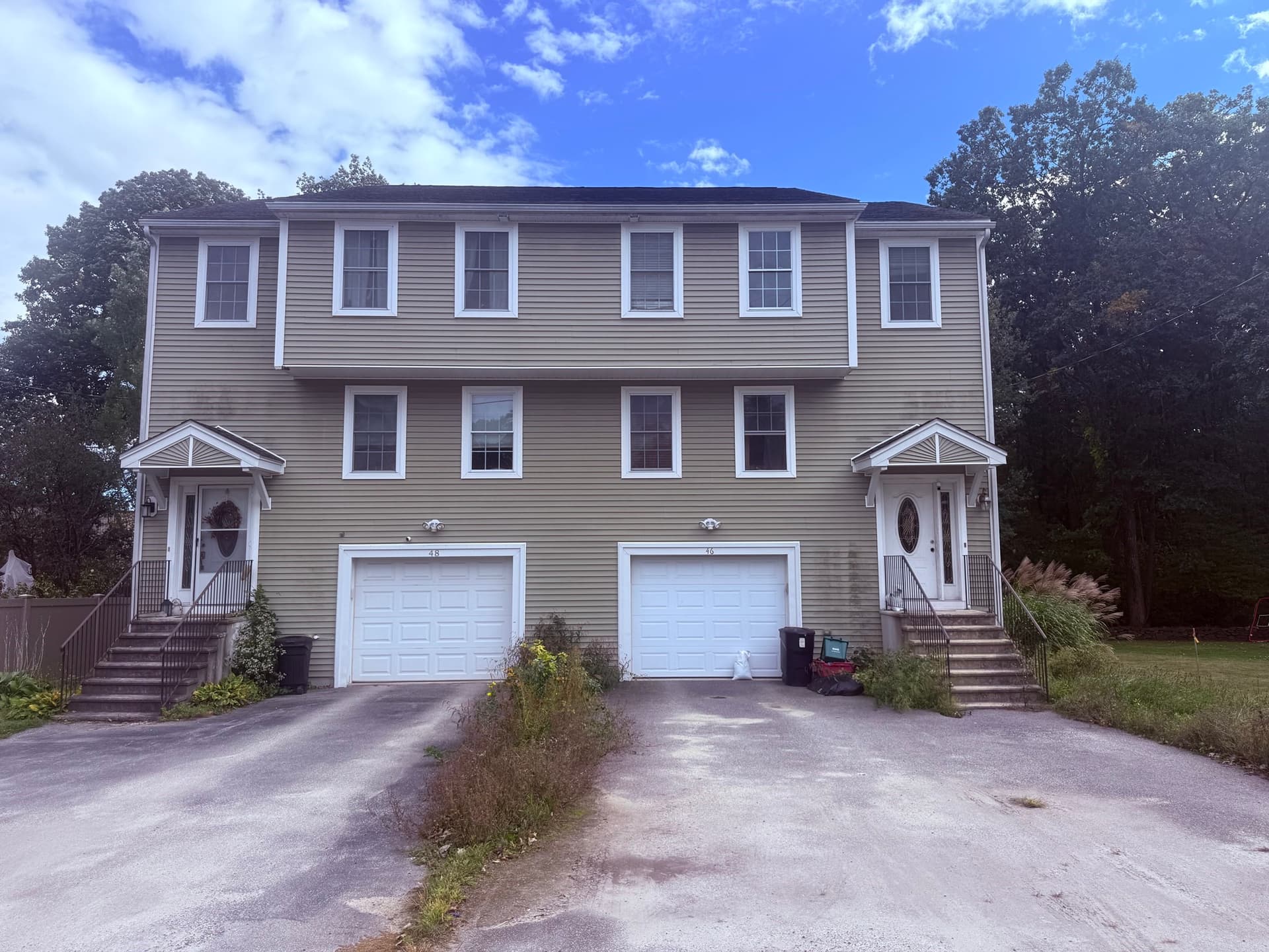 46 Pine Hill Rd, Worcester MA 01604