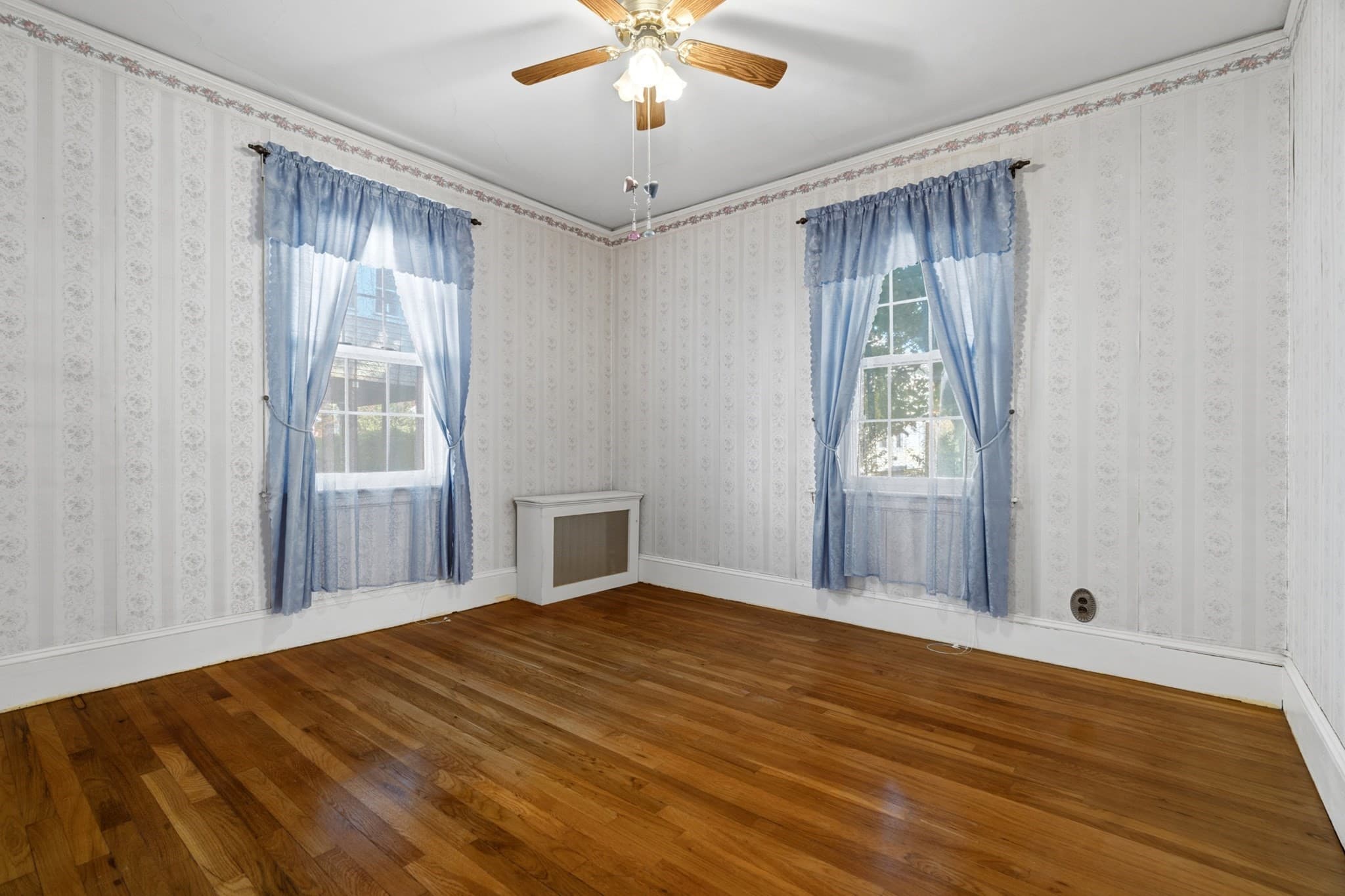 2 Family - 2 Units Up/Down at 51-53 Prentiss St, Watertown MA 02472, Watertown, photo 11 of 34