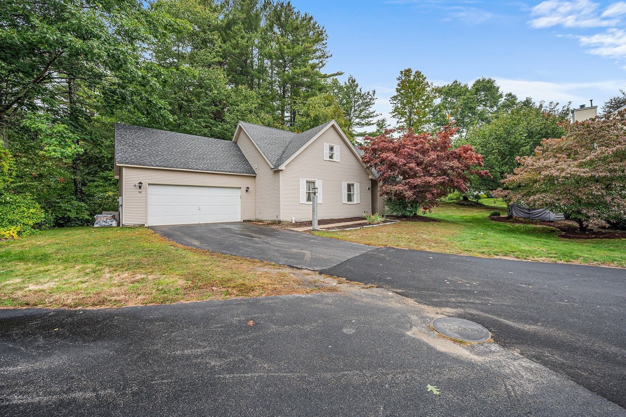 Single Family Residence at 96 Beechwood Dr, Haverhill MA 01832, Haverhill, photo 30 of 35