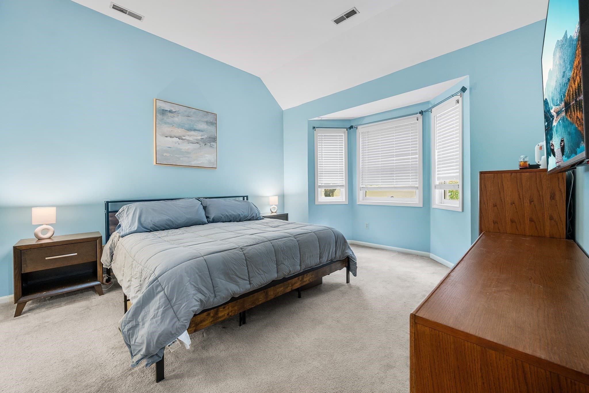 Single Family Residence at 96 Beechwood Dr, Haverhill MA 01832, Haverhill, photo 15 of 35