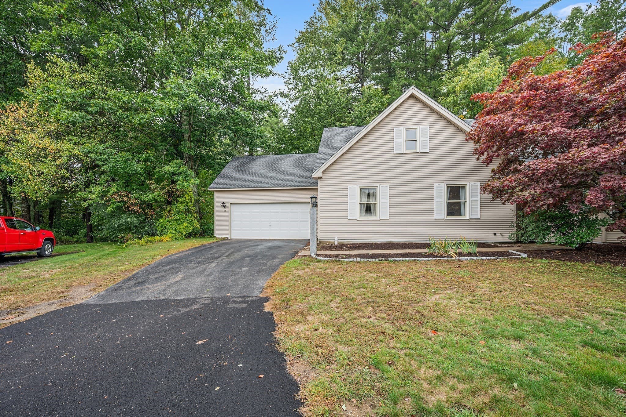 Single Family Residence at 96 Beechwood Dr, Haverhill MA 01832, Haverhill, photo 31 of 35